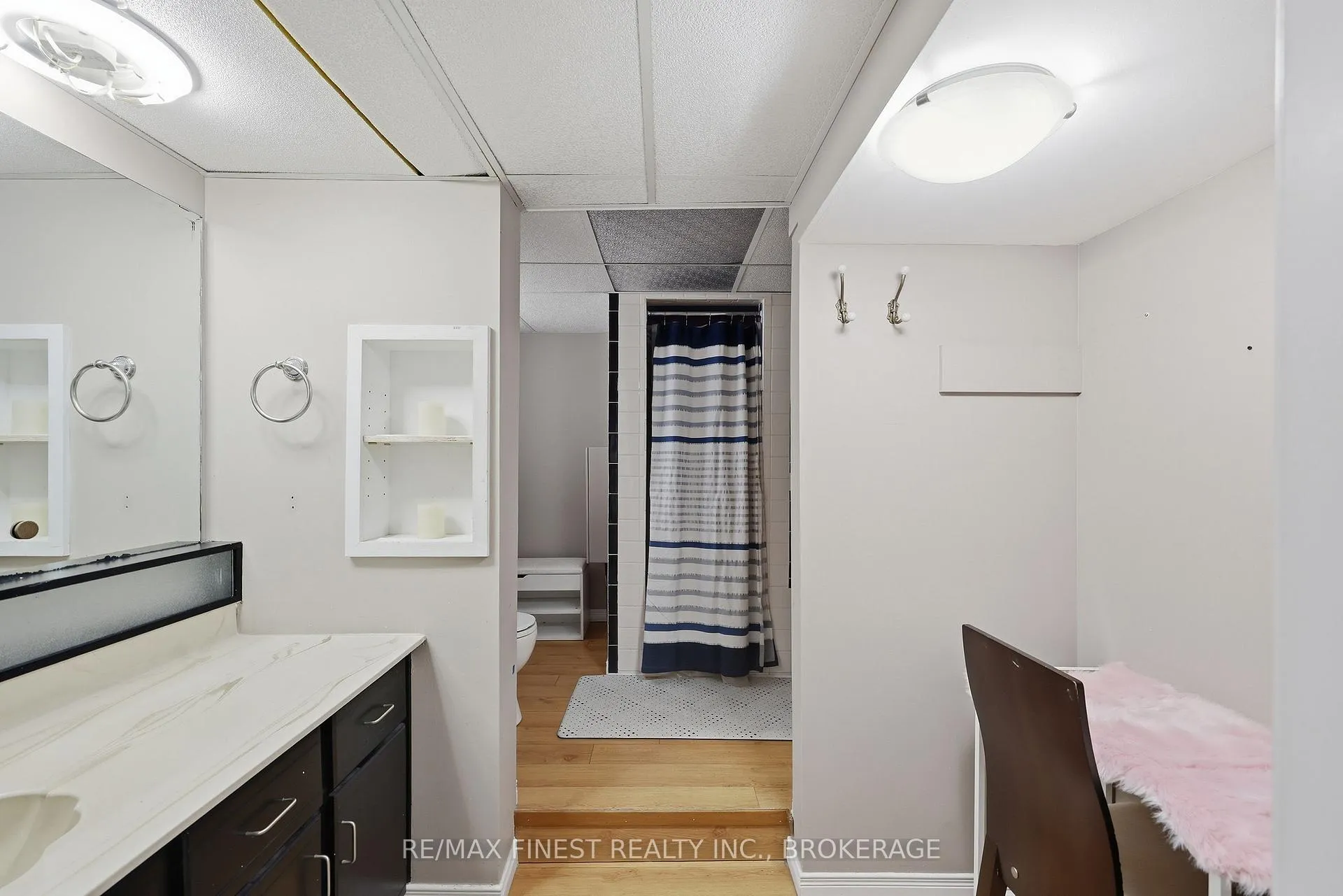 Photo 39 of 886 Pembridge Crescent, Kingston, South of Taylor-Kidd Blvd — HOMEH