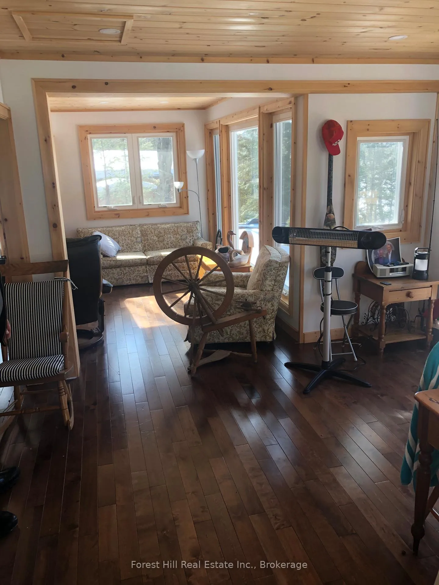 Photo 8 of 7 Bear Lane, Seguin — HOMEH