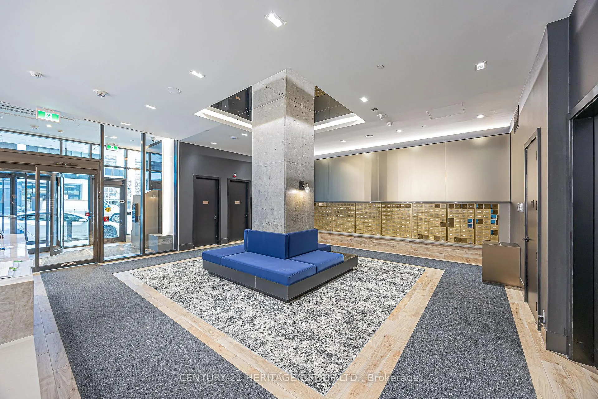 Photo 4 of Unit 2608, 65 Broadway Avenue, Toronto, Mount Pleasant West — HOMEH