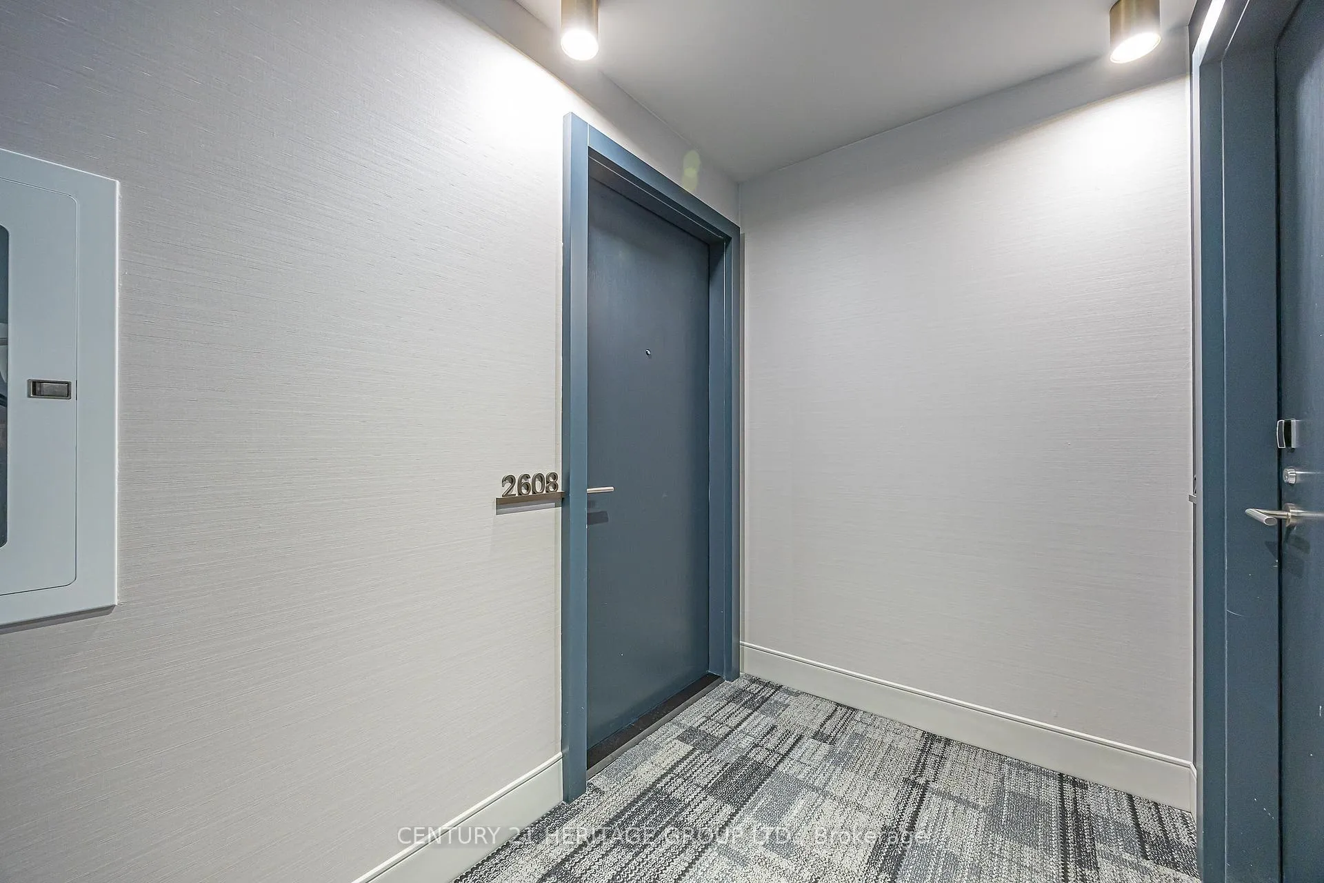 Photo 5 of Unit 2608, 65 Broadway Avenue, Toronto, Mount Pleasant West — HOMEH