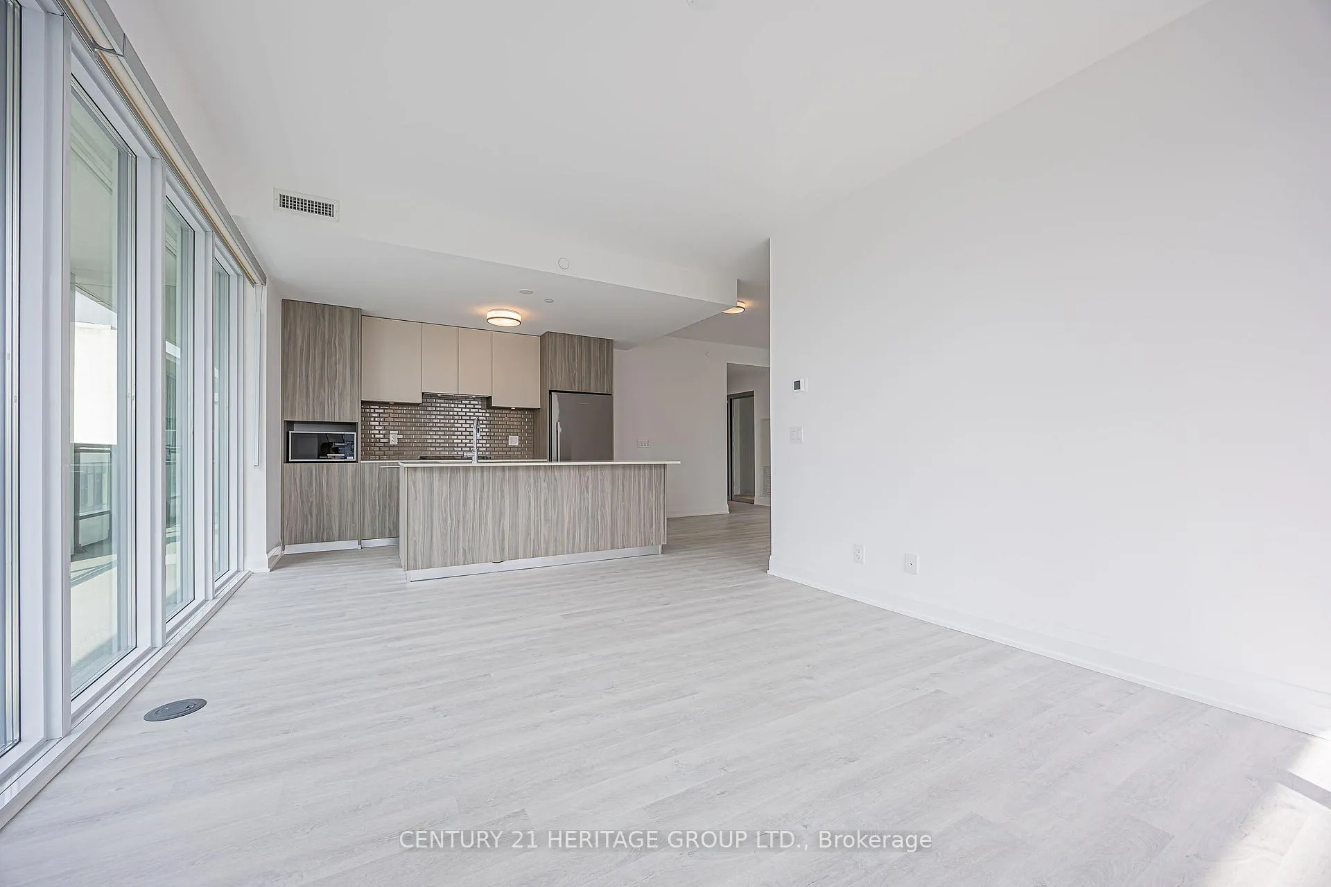 Photo 15 of Unit 2608, 65 Broadway Avenue, Toronto, Mount Pleasant West — HOMEH