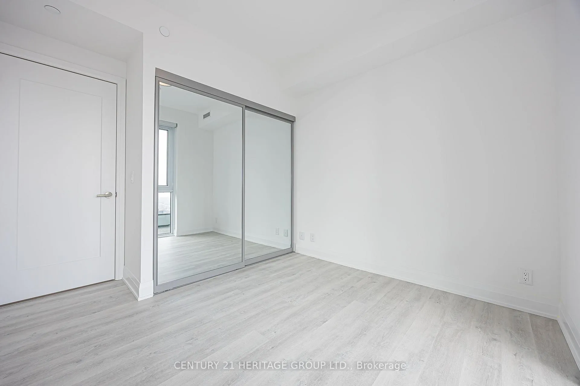 Photo 24 of Unit 2608, 65 Broadway Avenue, Toronto, Mount Pleasant West — HOMEH