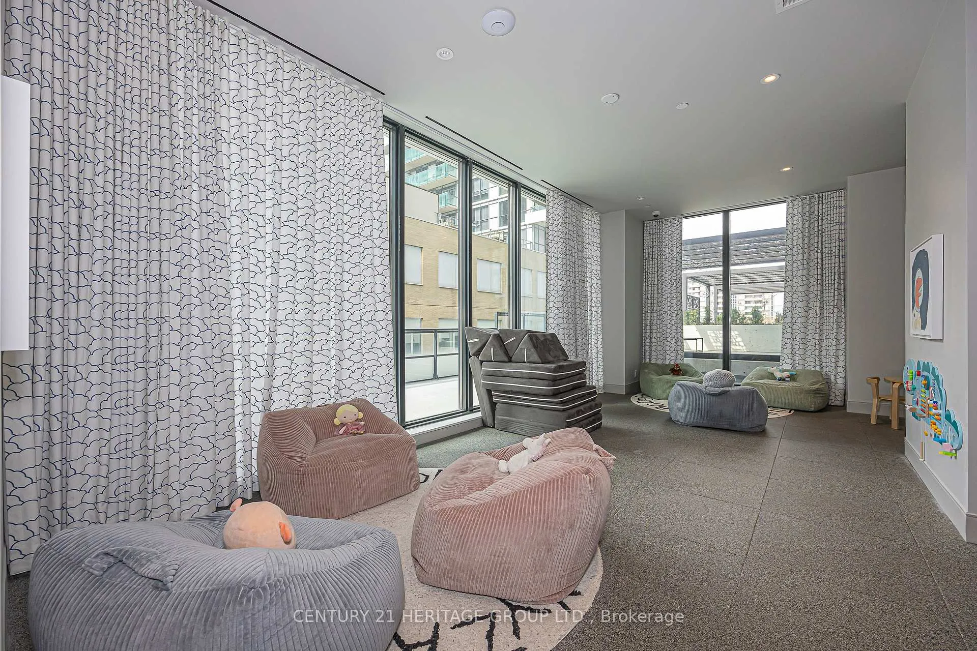 Photo 41 of Unit 2608, 65 Broadway Avenue, Toronto, Mount Pleasant West — HOMEH