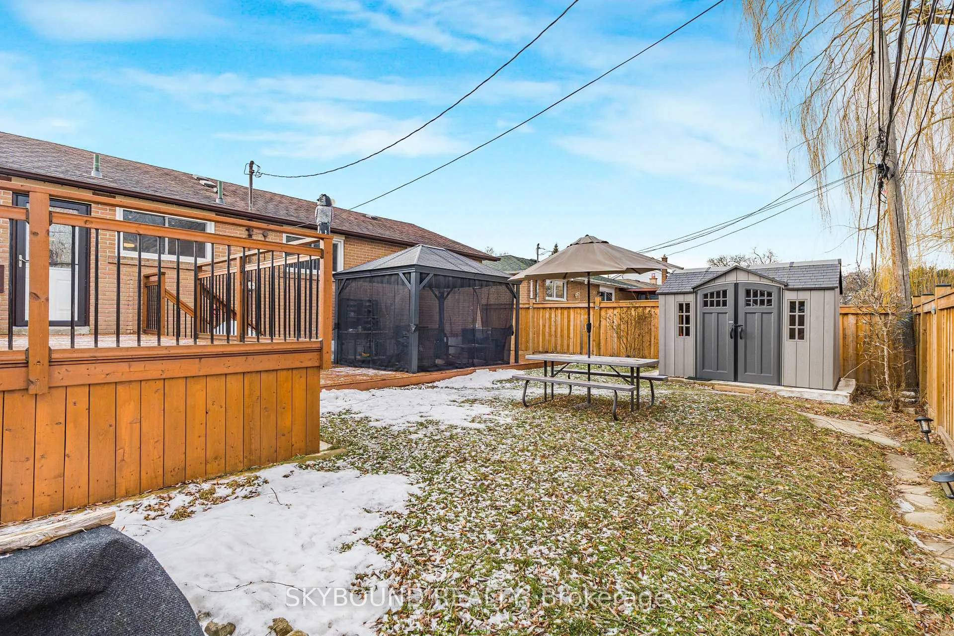 Photo 36 of 11 Addington Crescent, Brampton, Avondale — HOMEH