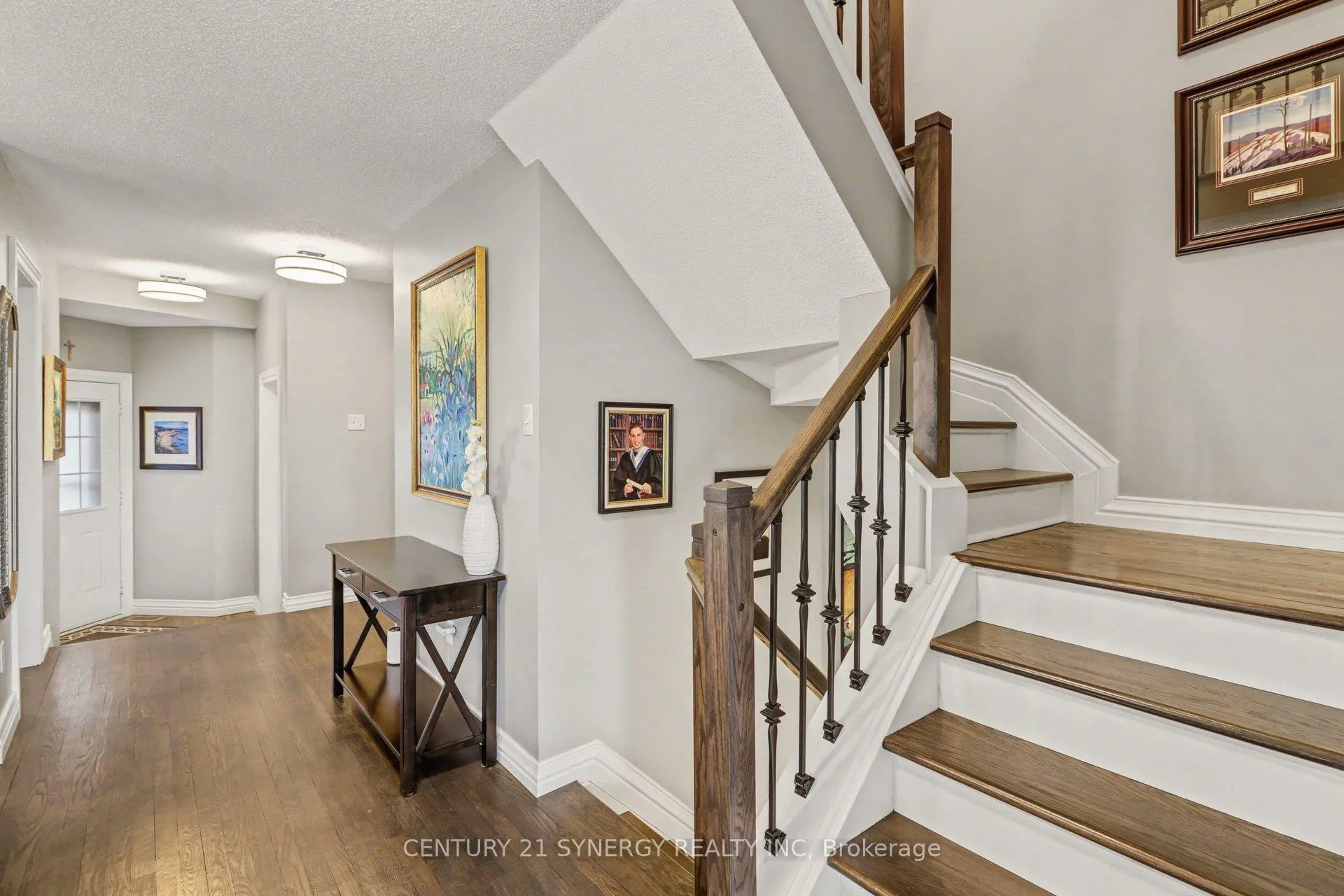 Photo 4 of 129 Ludlowe Street, Ottawa, Fallingbrook/Gardenway South — HOMEH