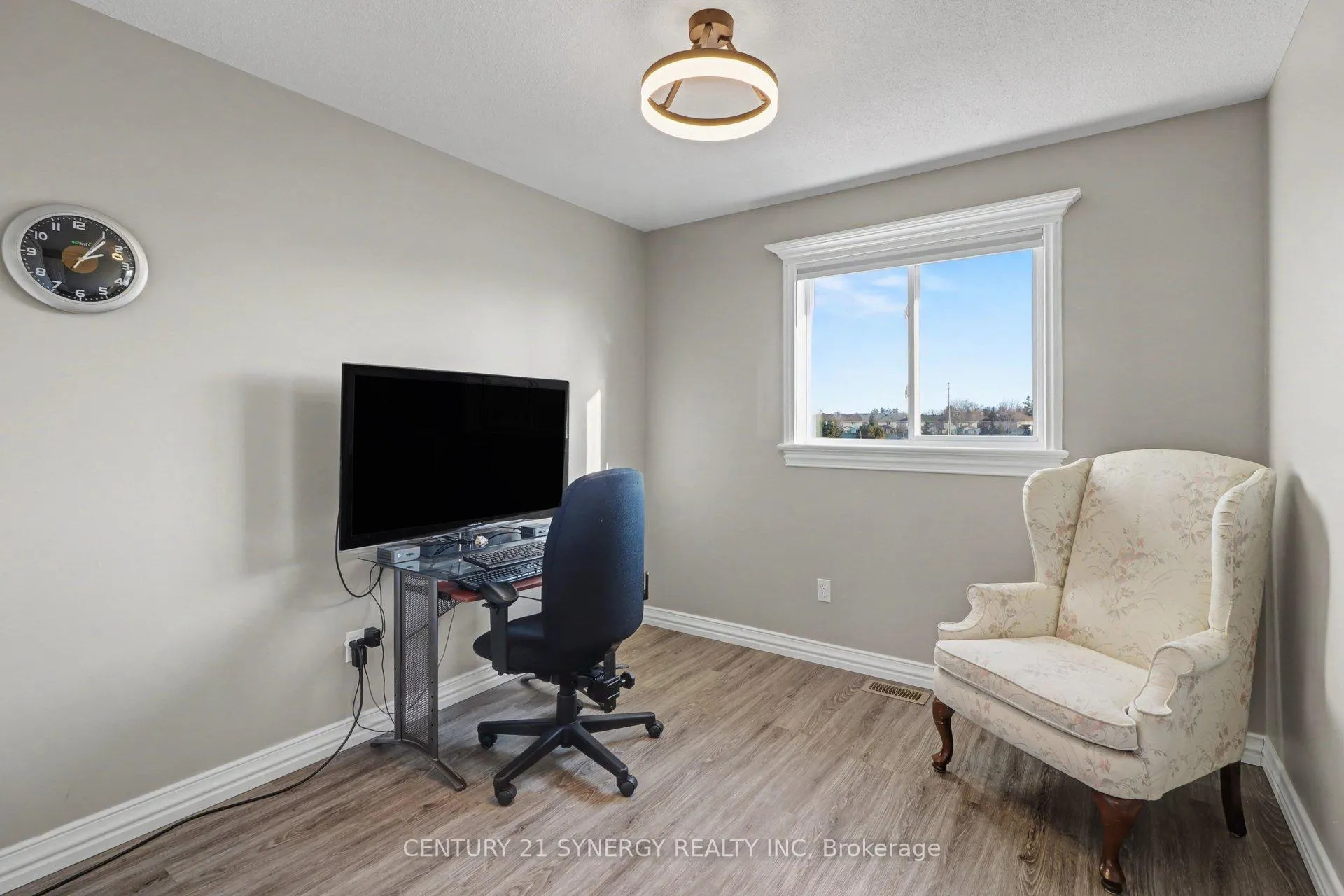 Photo 21 of 129 Ludlowe Street, Ottawa, Fallingbrook/Gardenway South — HOMEH
