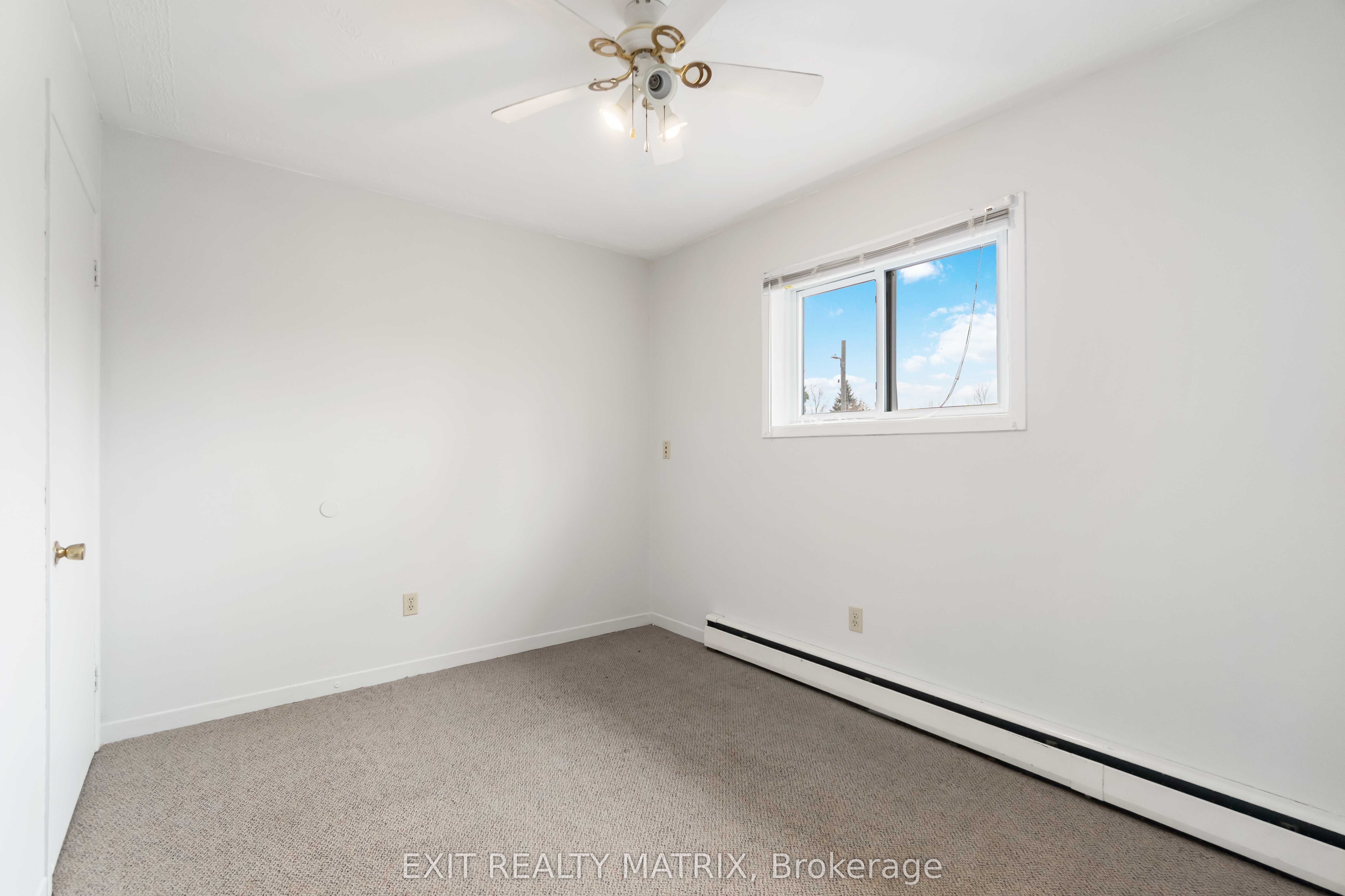 Photo 7 of Unit 2, 2039 County Rd 44, Edwardsburgh/Cardinal, Edwardsburgh/Cardinal Twp — HOMEH
