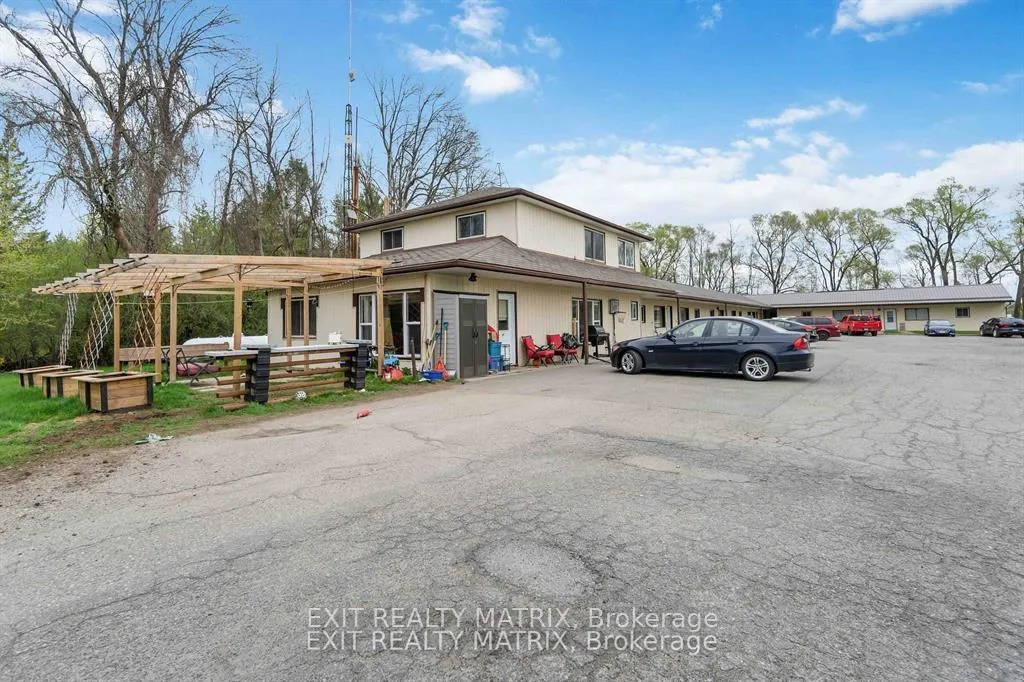 Photo 1 of Unit 7, 2039 County Rd 44, Edwardsburgh/Cardinal, Edwardsburgh/Cardinal Twp — HOMEH