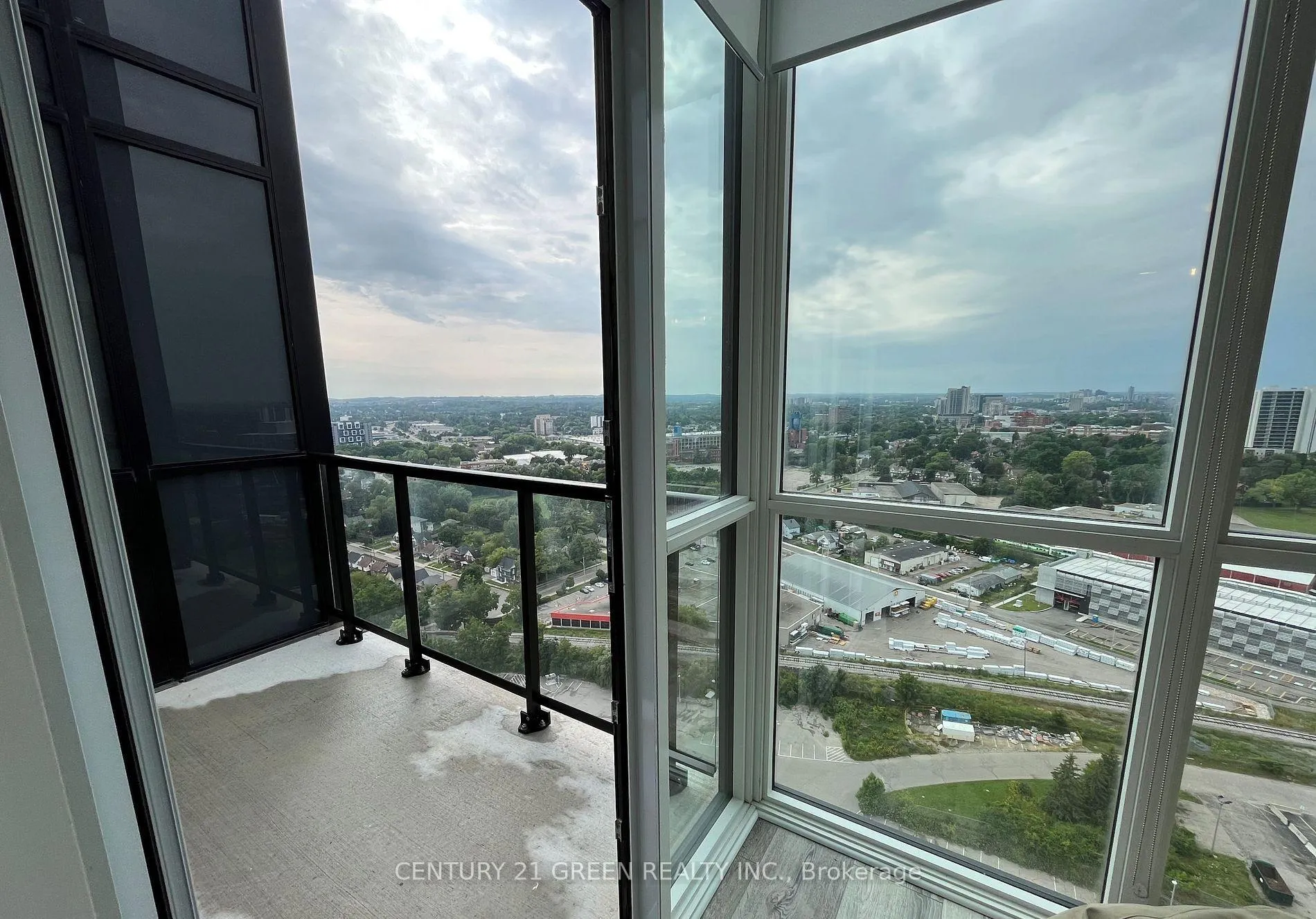 Photo 14 of Unit 2709, 108 Garment Street, Kitchener, City Commercial Core — HOMEH