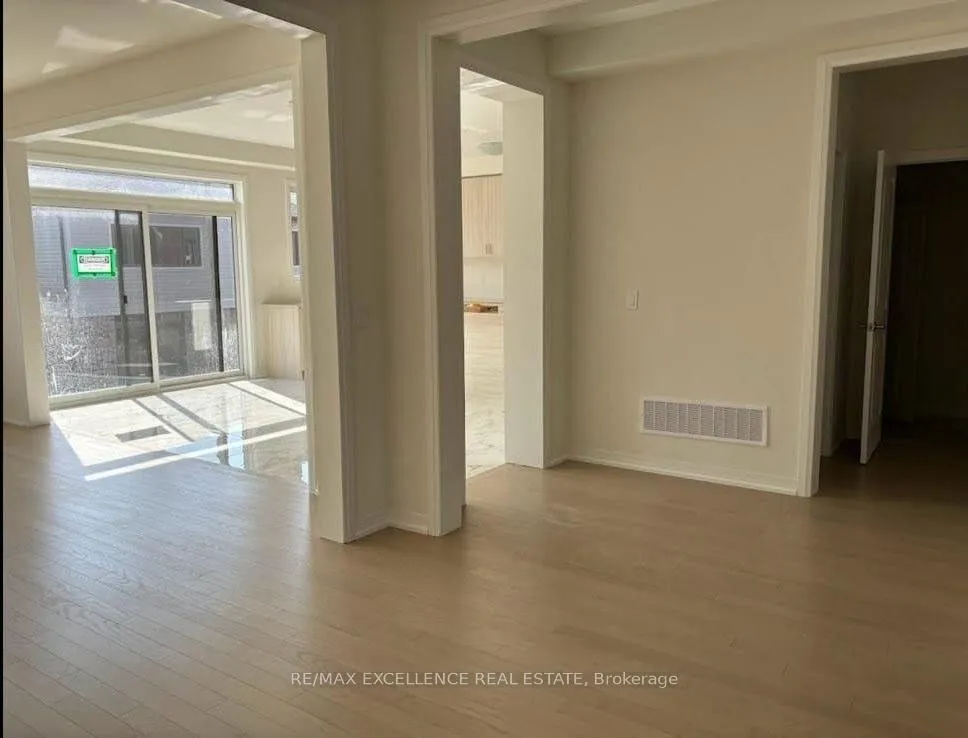 Photo 3 of 461 Robert Woolner Street S, North Dumfries — HOMEH