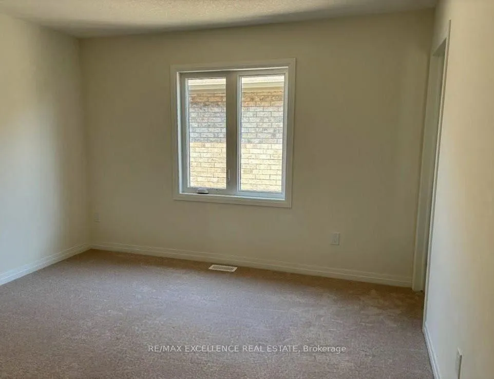 Photo 10 of 461 Robert Woolner Street S, North Dumfries — HOMEH
