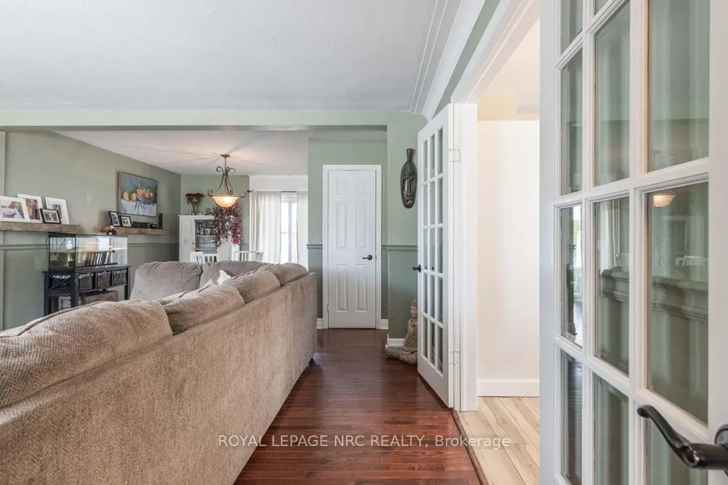 Photo 6 of 14 Duncan Drive, St. Catharines, Vine/Linwell — HOMEH