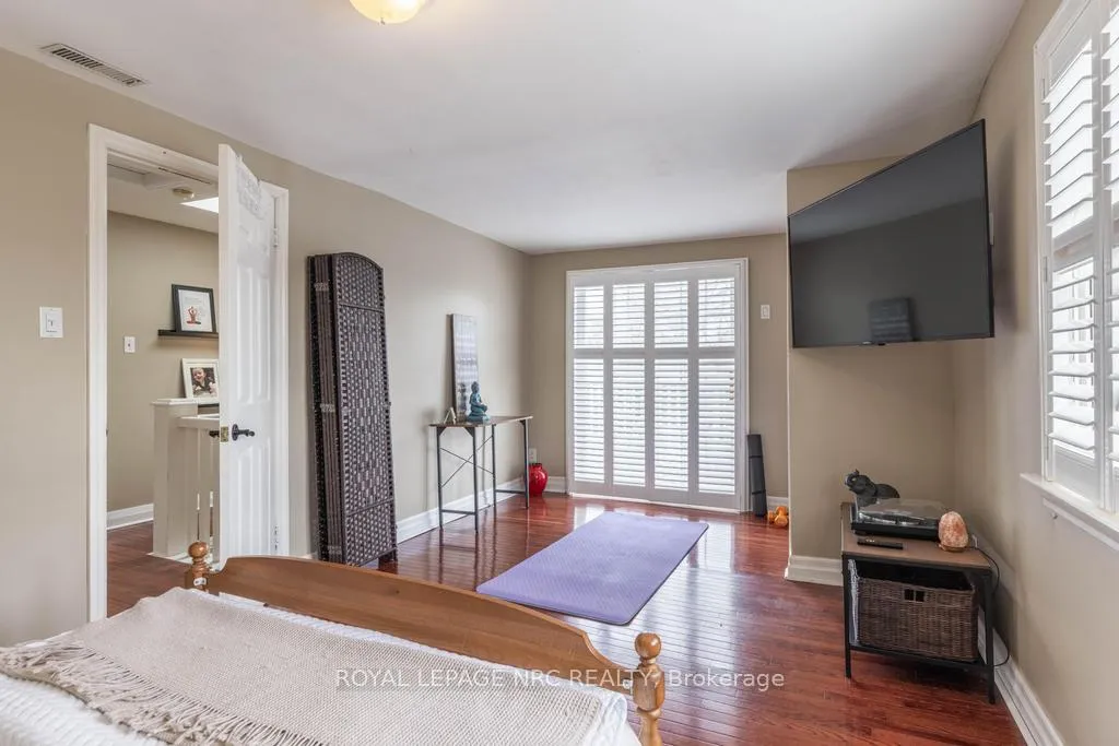 Photo 23 of 14 Duncan Drive, St. Catharines, Vine/Linwell — HOMEH