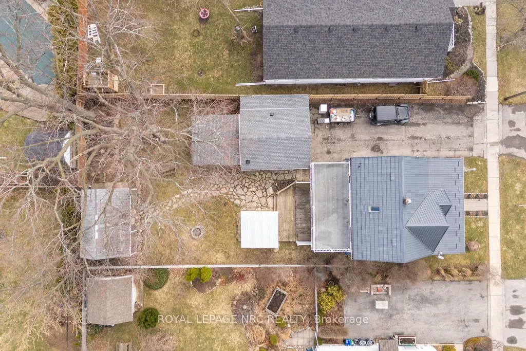 Photo 36 of 14 Duncan Drive, St. Catharines, Vine/Linwell — HOMEH