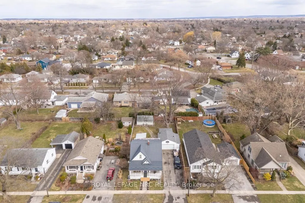 Photo 39 of 14 Duncan Drive, St. Catharines, Vine/Linwell — HOMEH