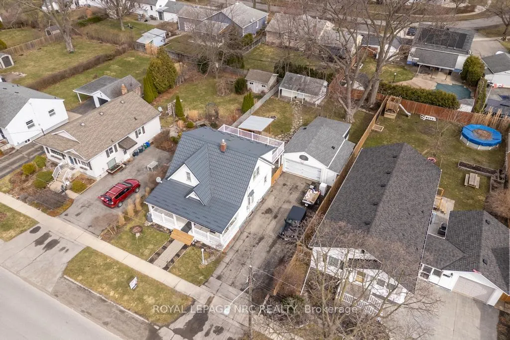 Photo 40 of 14 Duncan Drive, St. Catharines, Vine/Linwell — HOMEH