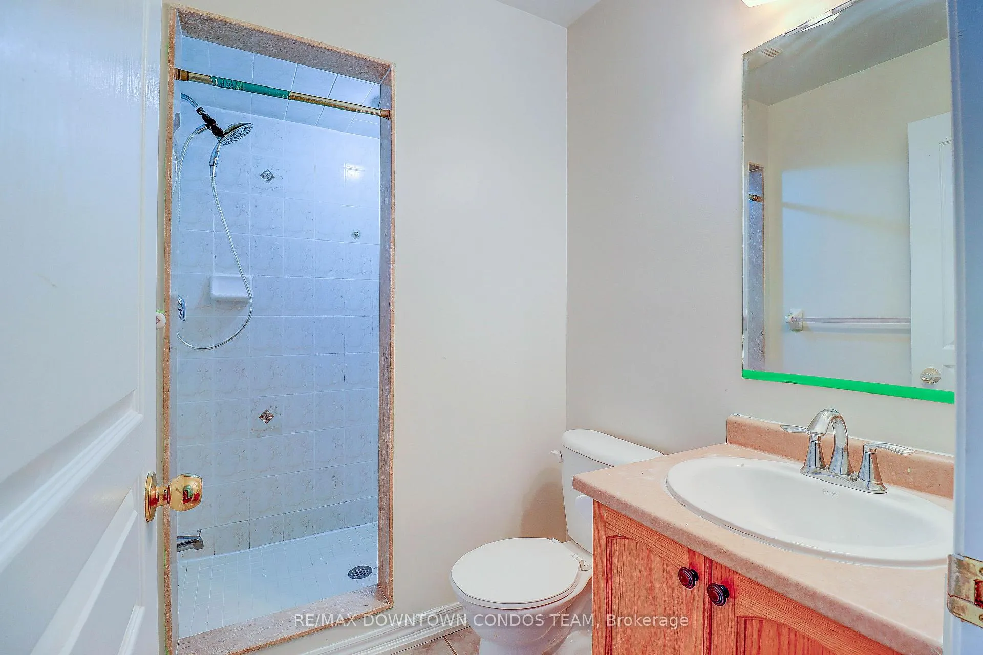 Photo 24 of 4271A Lawrence Avenue E, Scarborough, West Hill — HOMEH