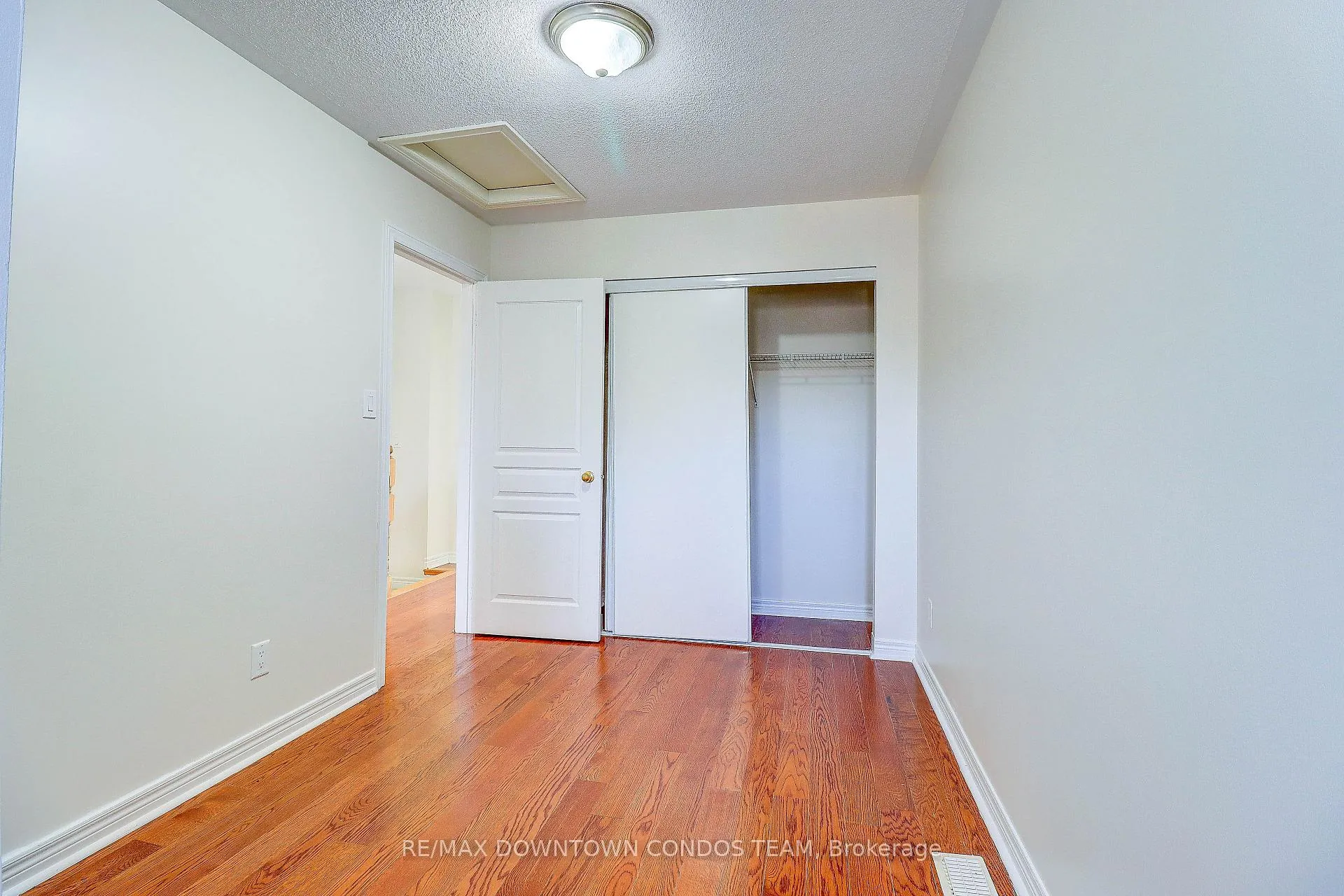 Photo 29 of 4271A Lawrence Avenue E, Scarborough, West Hill — HOMEH