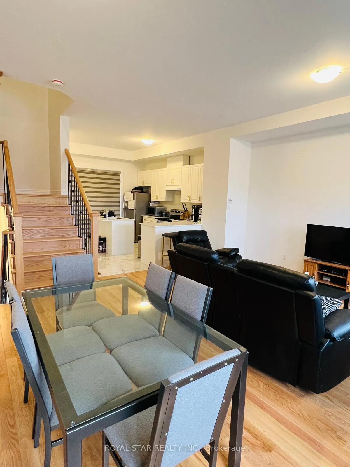 Photo 6 of 73 Inverary Crescent, Vaughan, Elder Mills — HOMEH