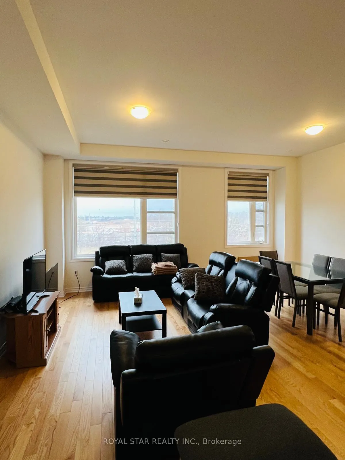 Photo 7 of 73 Inverary Crescent, Vaughan, Elder Mills — HOMEH
