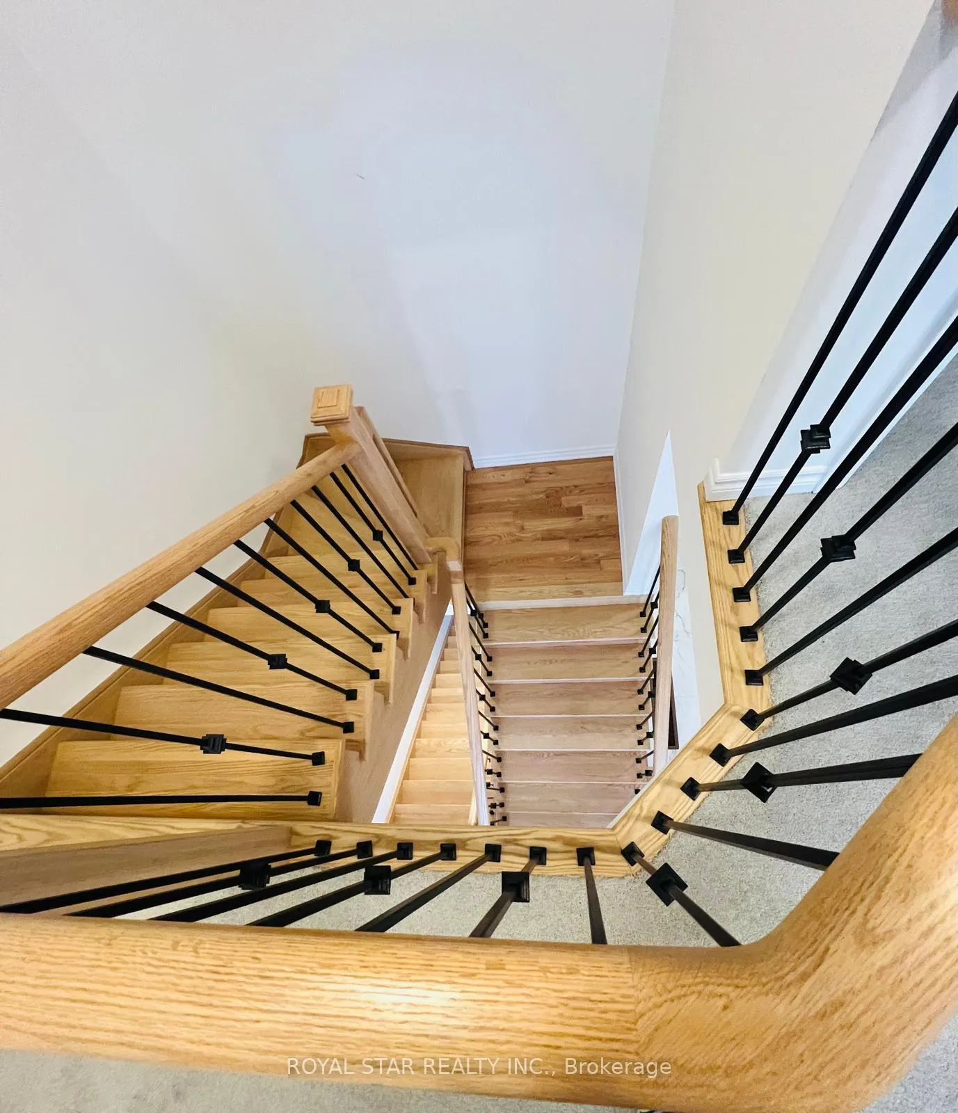 Photo 12 of 73 Inverary Crescent, Vaughan, Elder Mills — HOMEH