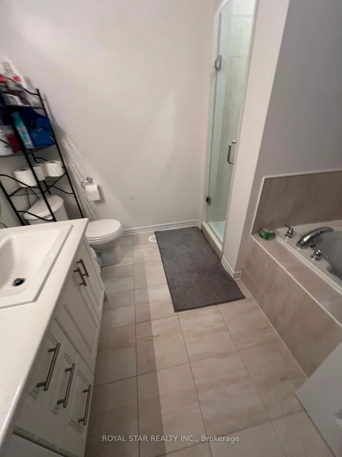 Photo 13 of 73 Inverary Crescent, Vaughan, Elder Mills — HOMEH