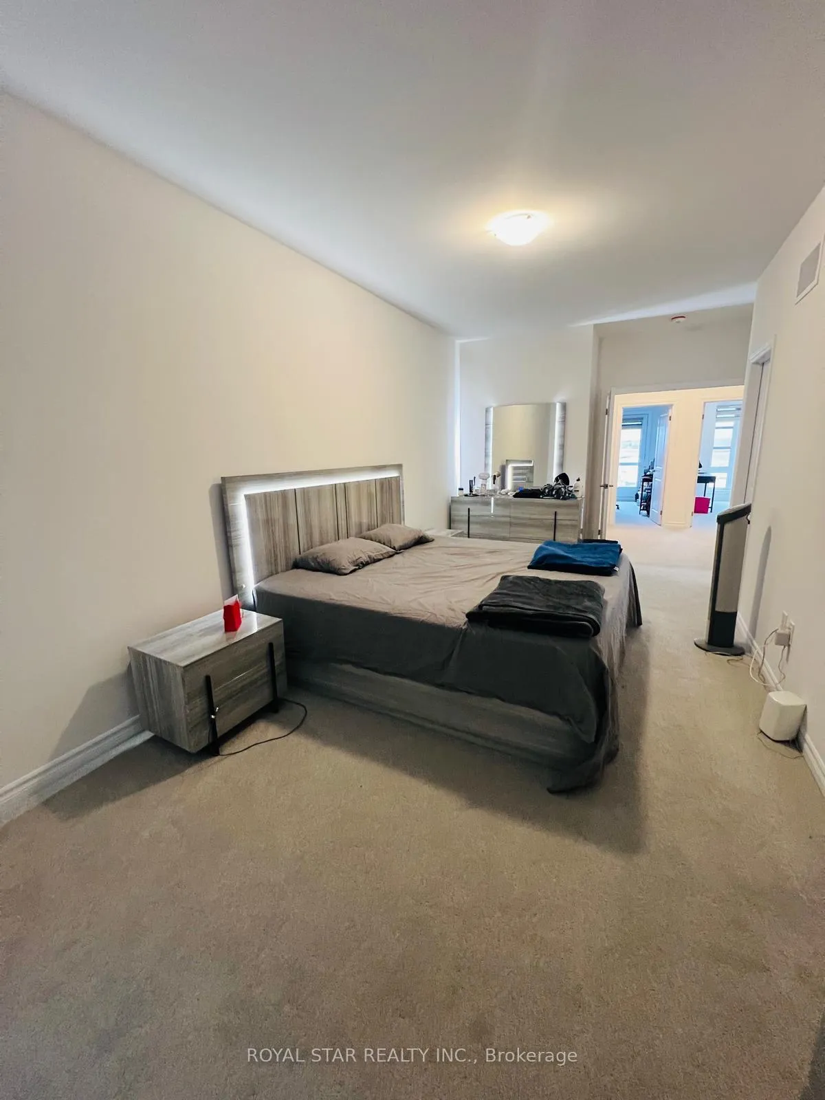 Photo 18 of 73 Inverary Crescent, Vaughan, Elder Mills — HOMEH