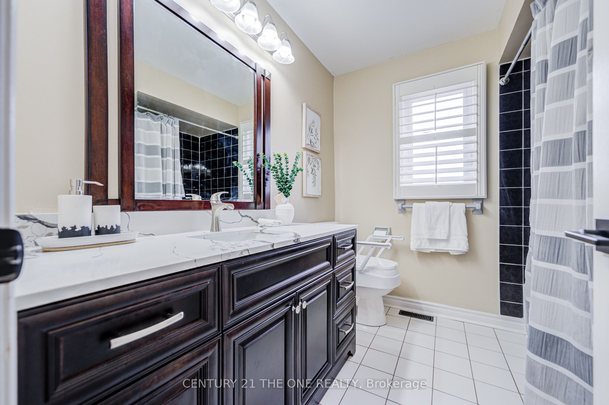 Photo 30 of 246 Corner Ridge Road, Aurora, Aurora Highlands — HOMEH