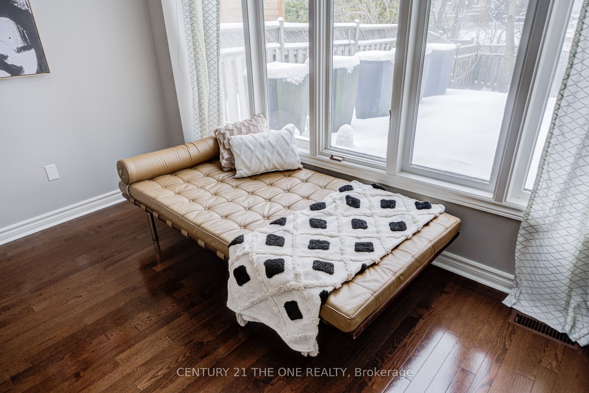 Photo 9 of 246 Corner Ridge Road, Aurora, Aurora Highlands — HOMEH