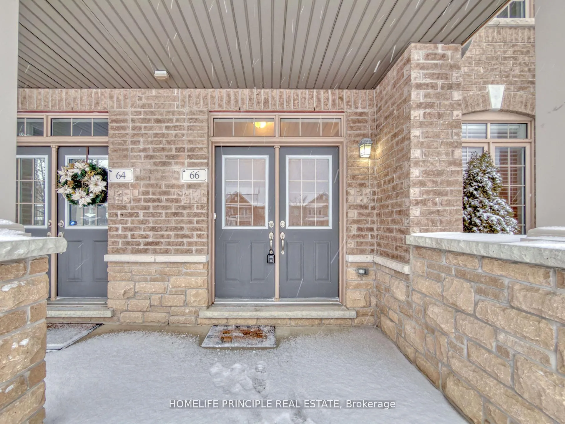 Photo 3 of 66 East'S Corners Boulevard, Vaughan, Kleinburg — HOMEH