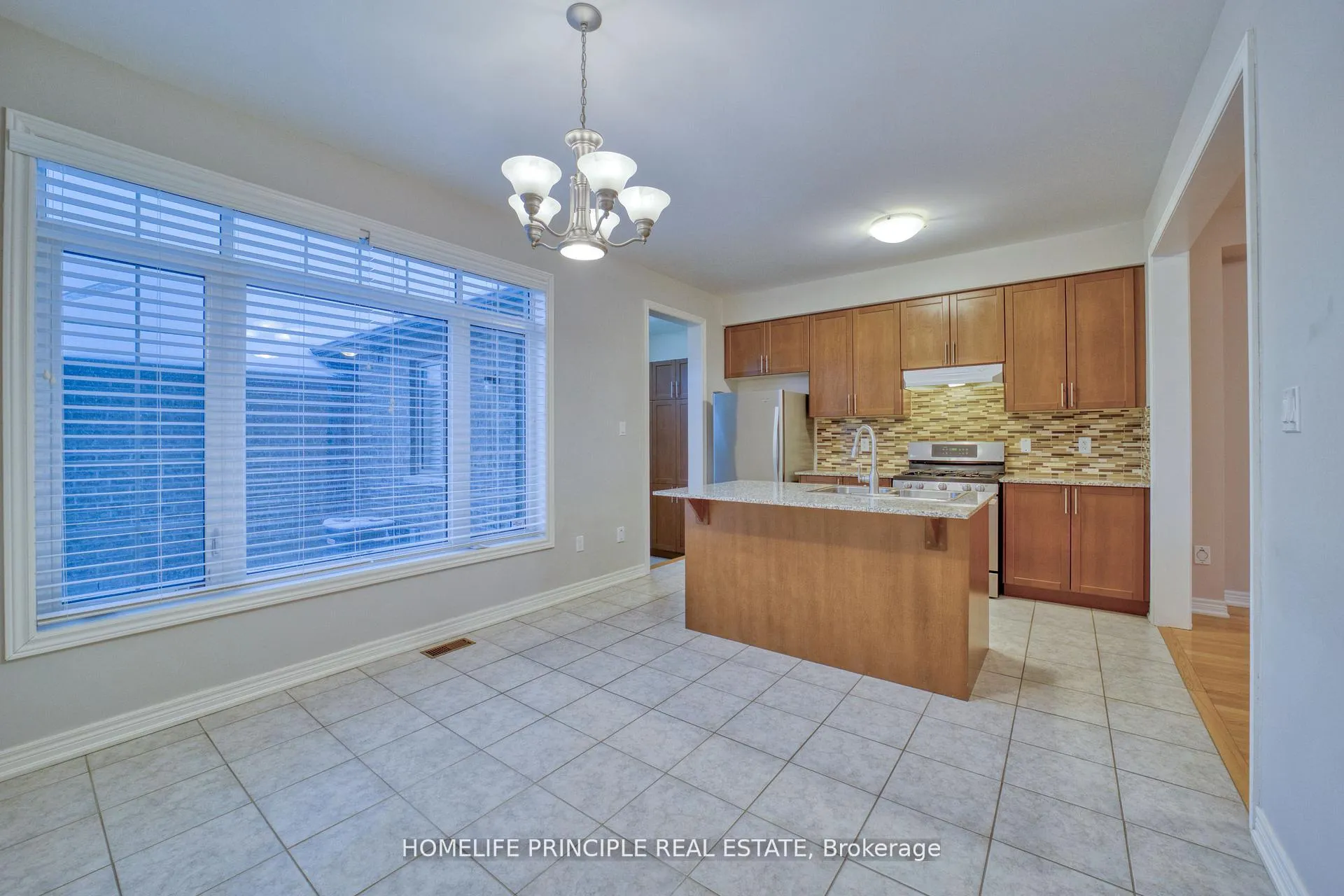 Photo 12 of 66 East'S Corners Boulevard, Vaughan, Kleinburg — HOMEH