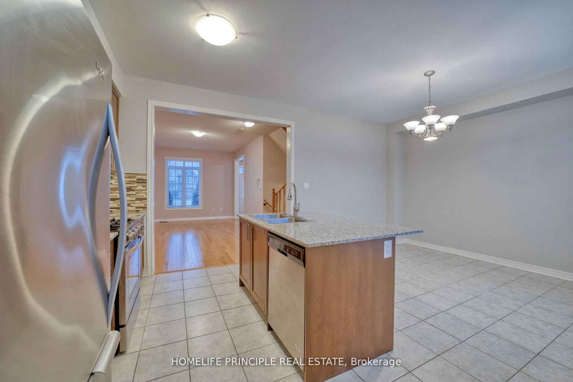 Photo 18 of 66 East'S Corners Boulevard, Vaughan, Kleinburg — HOMEH