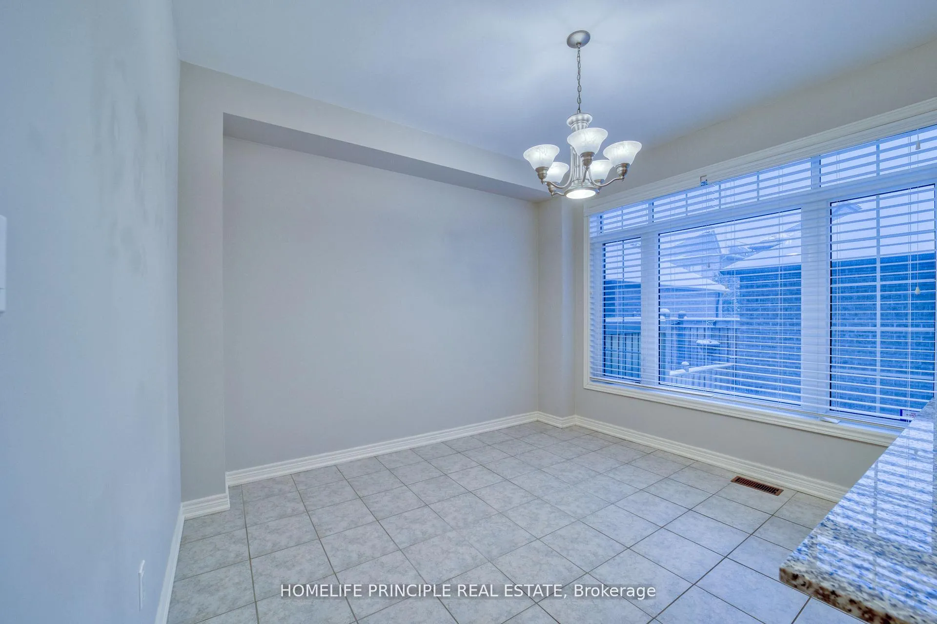 Photo 19 of 66 East'S Corners Boulevard, Vaughan, Kleinburg — HOMEH