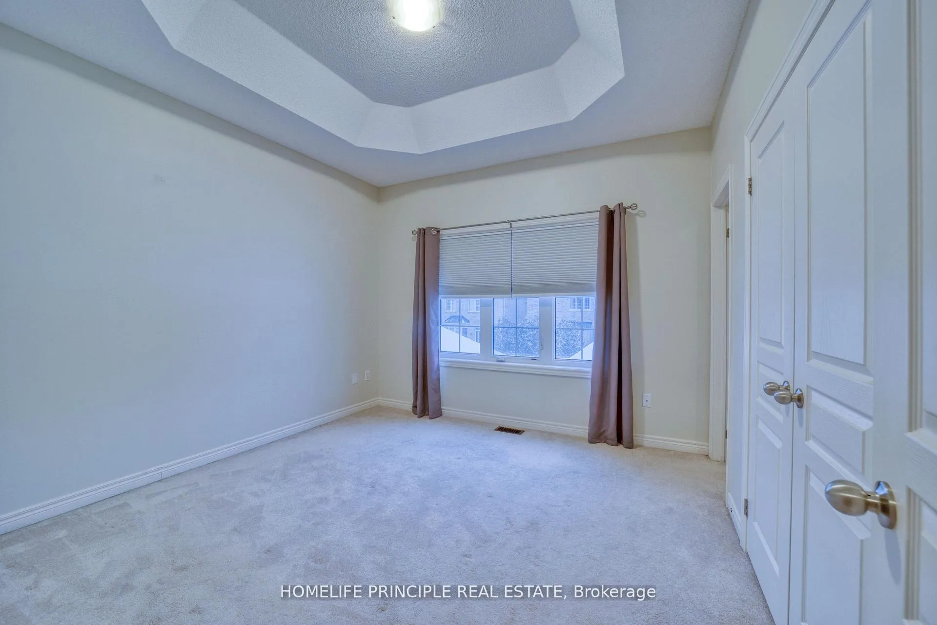Photo 35 of 66 East'S Corners Boulevard, Vaughan, Kleinburg — HOMEH