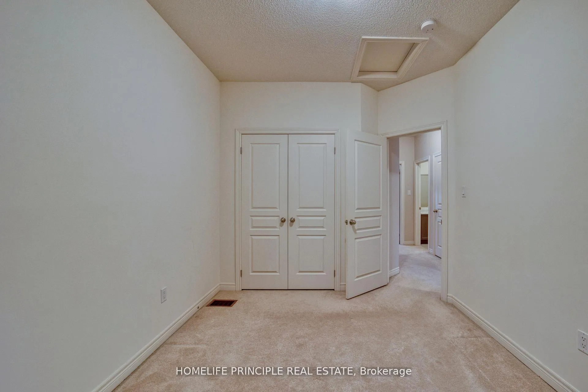 Photo 38 of 66 East'S Corners Boulevard, Vaughan, Kleinburg — HOMEH