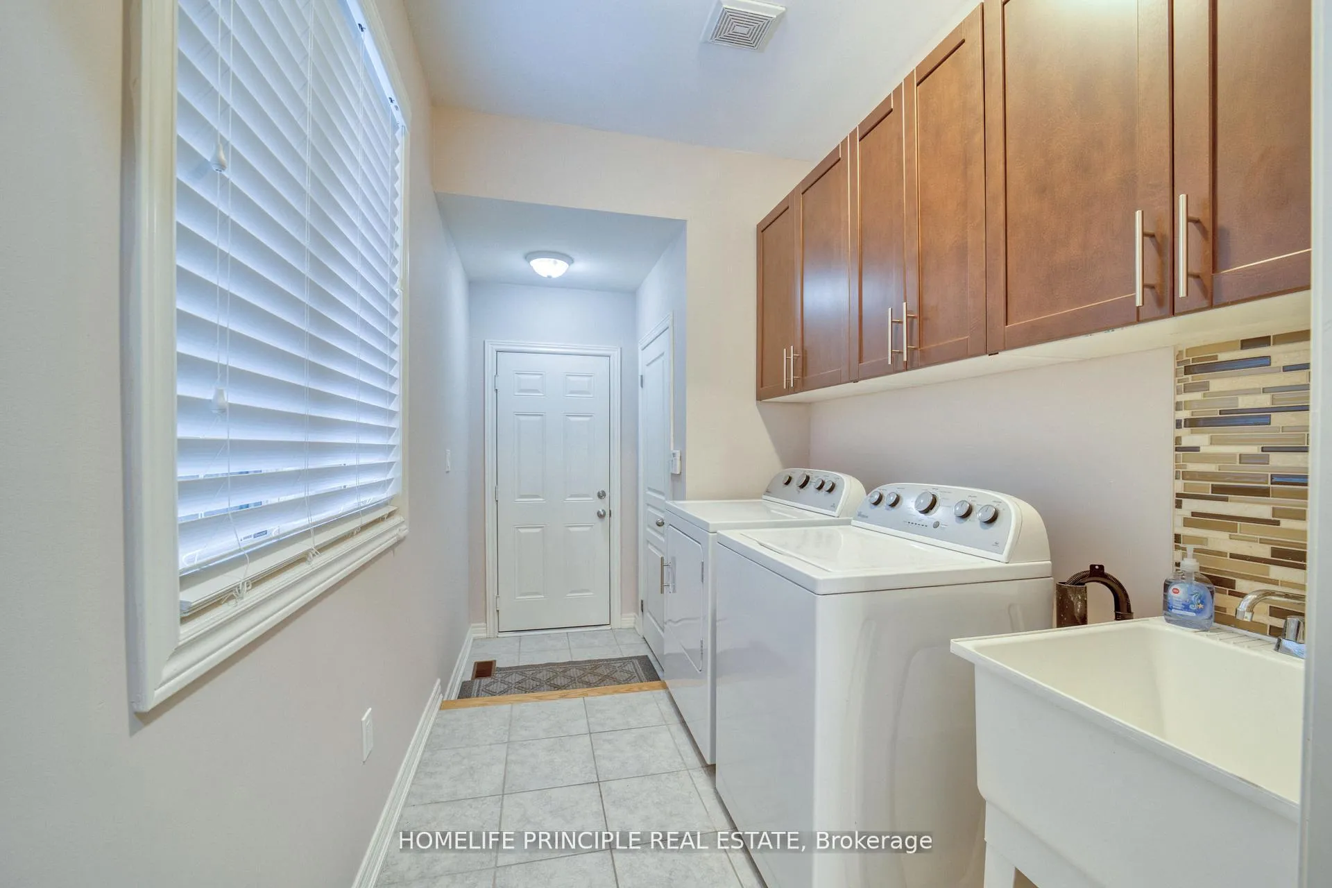 Photo 39 of 66 East'S Corners Boulevard, Vaughan, Kleinburg — HOMEH