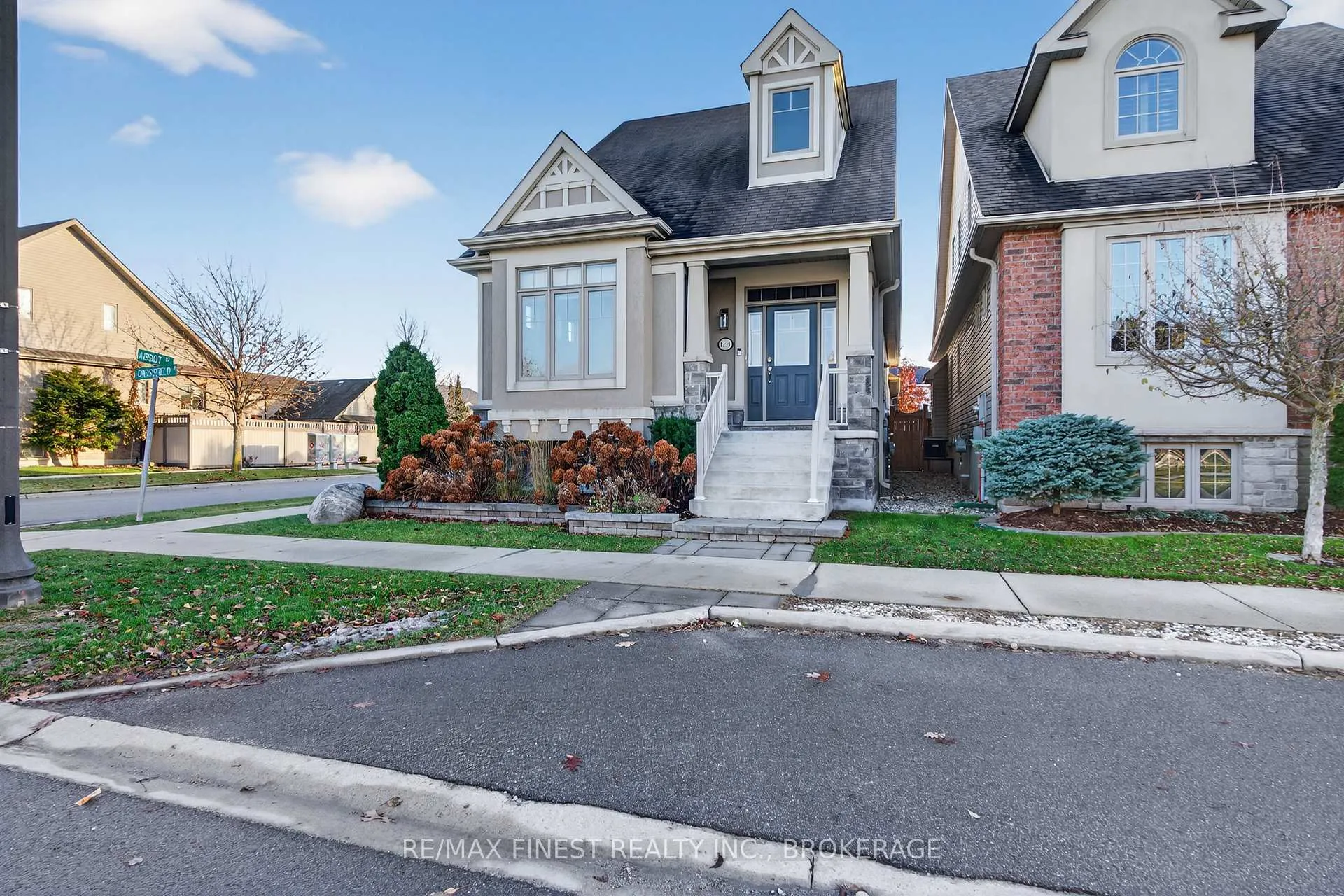 Photo 3 of 1191 Crossfield Avenue, Kingston, City Northwest — HOMEH