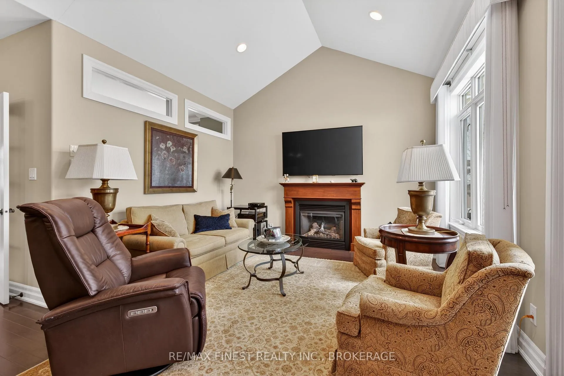 Photo 13 of 1191 Crossfield Avenue, Kingston, City Northwest — HOMEH