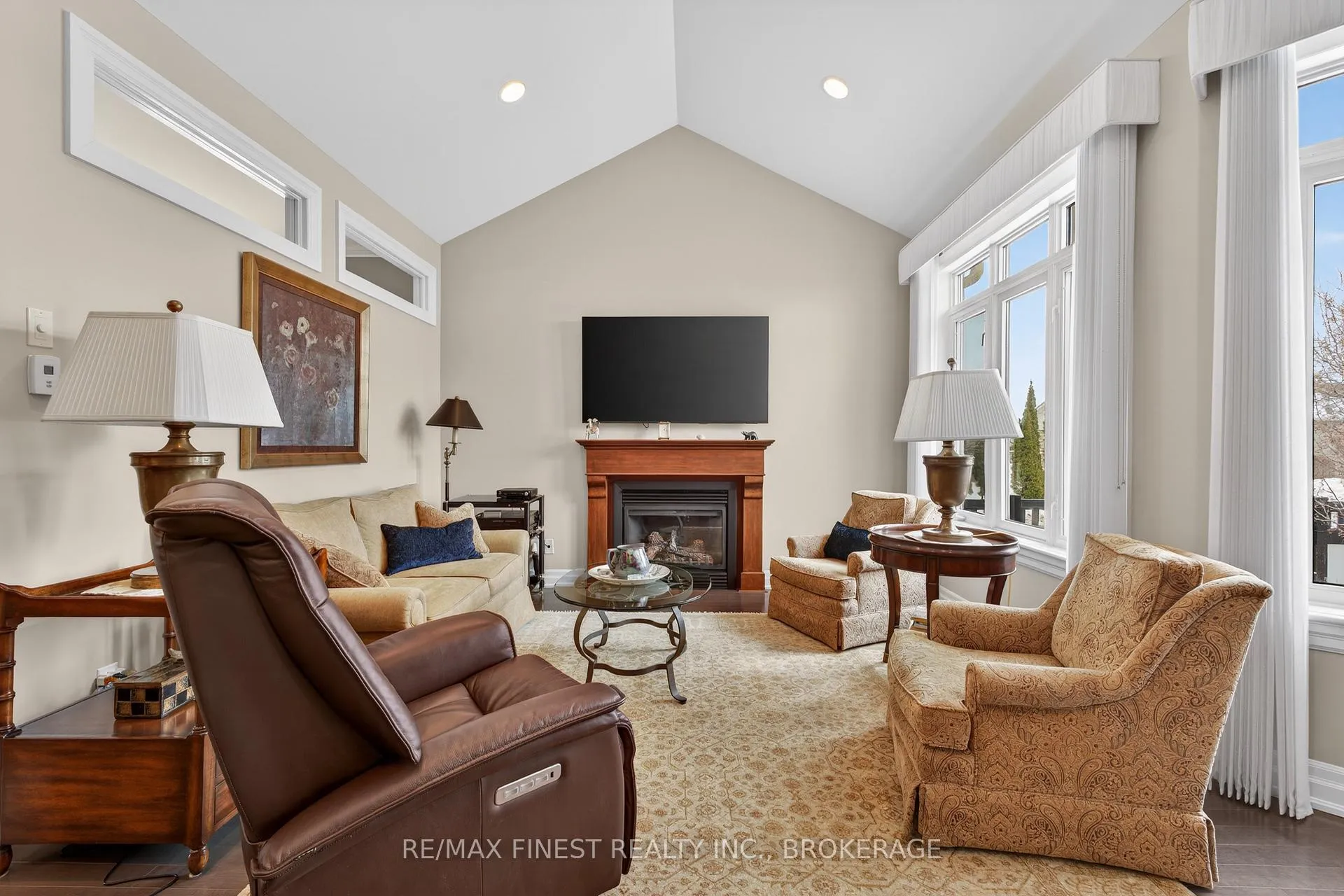 Photo 14 of 1191 Crossfield Avenue, Kingston, City Northwest — HOMEH