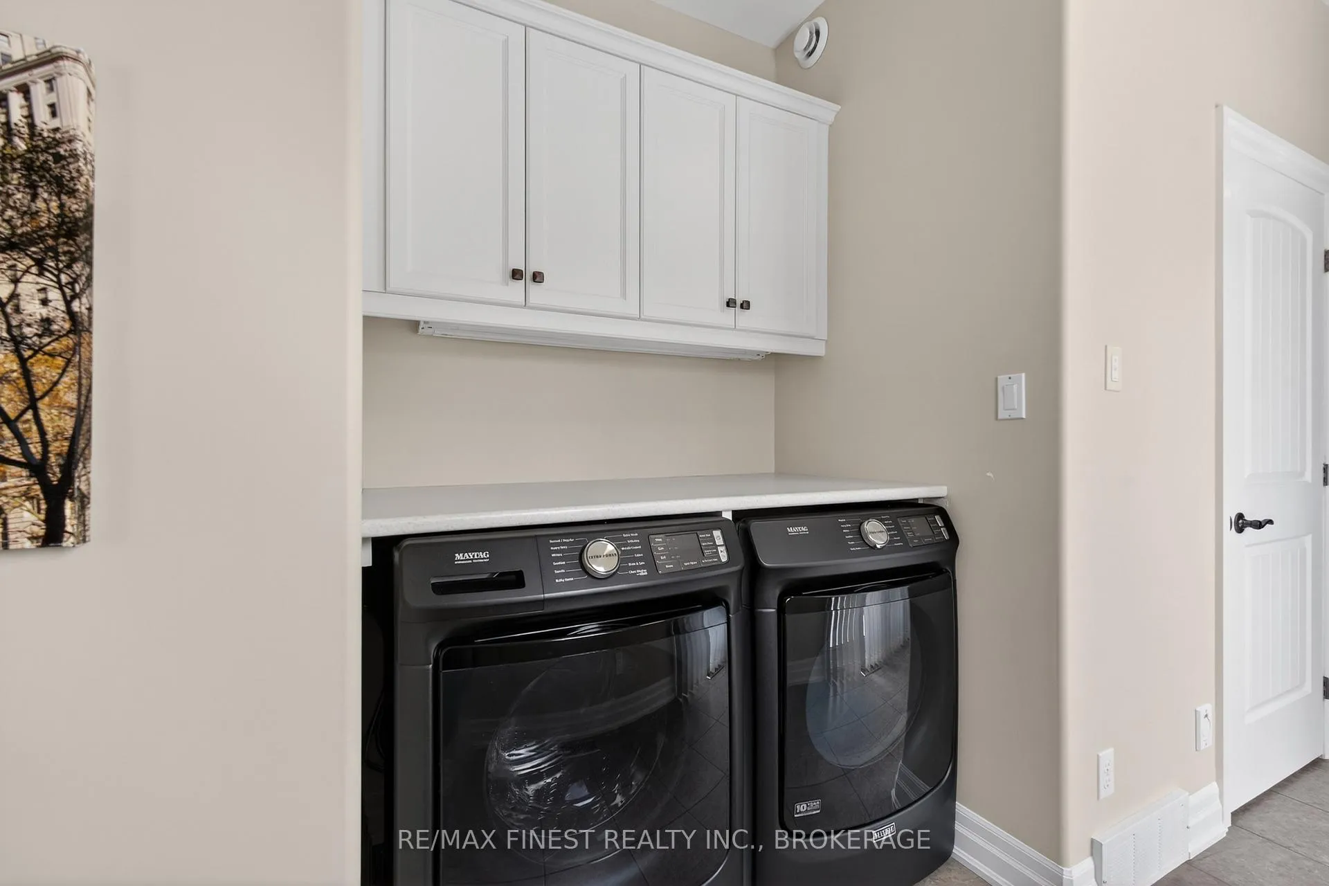 Photo 22 of 1191 Crossfield Avenue, Kingston, City Northwest — HOMEH