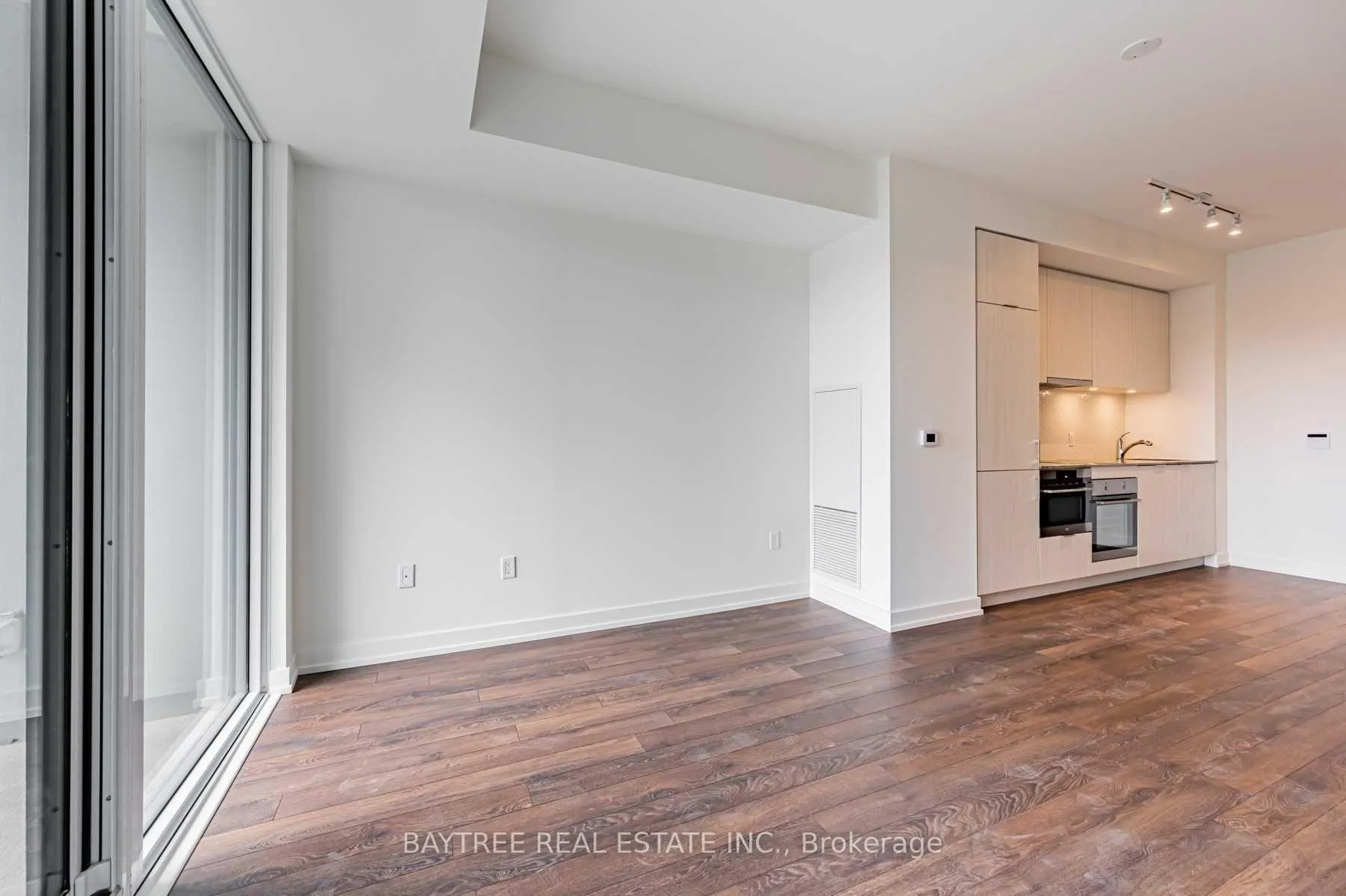 Photo 14 of Unit 521, 158 Front Street E, Toronto, Moss Park — HOMEH