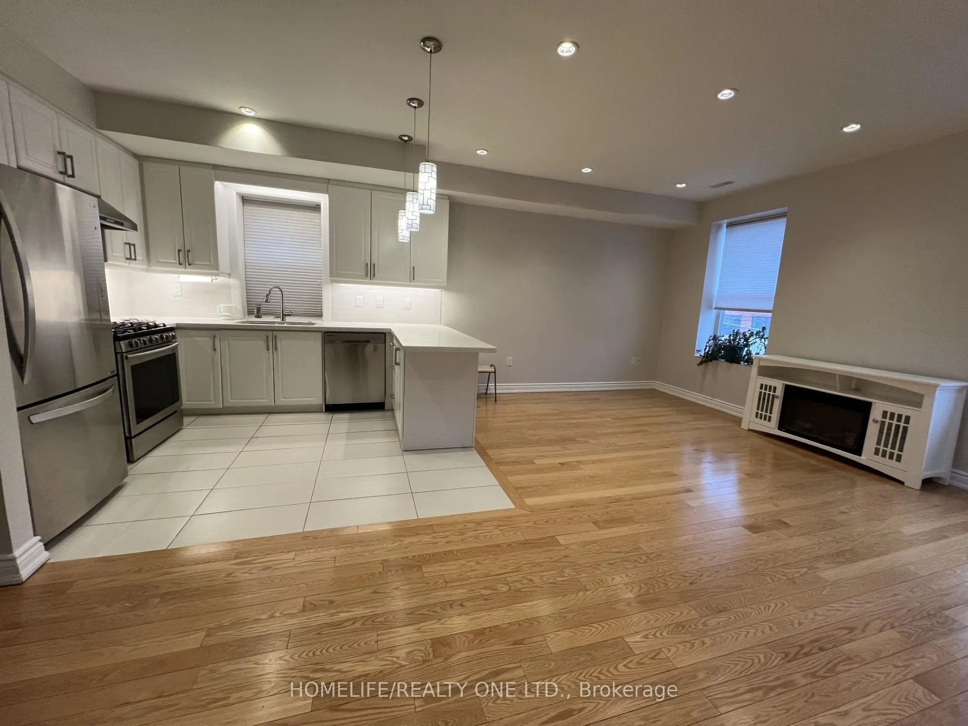 Photo 5 of Unit 3, 579 Gerrard Street E, Toronto, South Riverdale — HOMEH