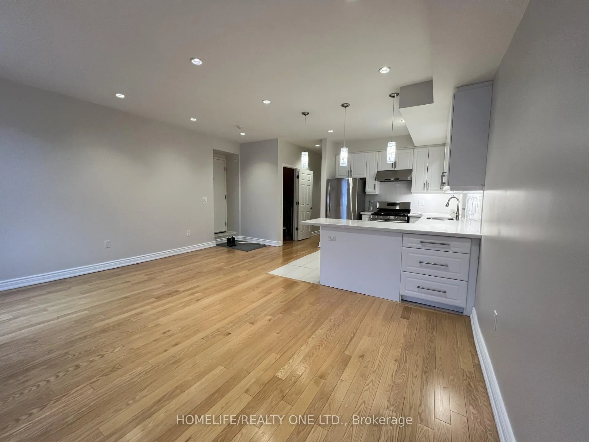 Photo 6 of Unit 3, 579 Gerrard Street E, Toronto, South Riverdale — HOMEH