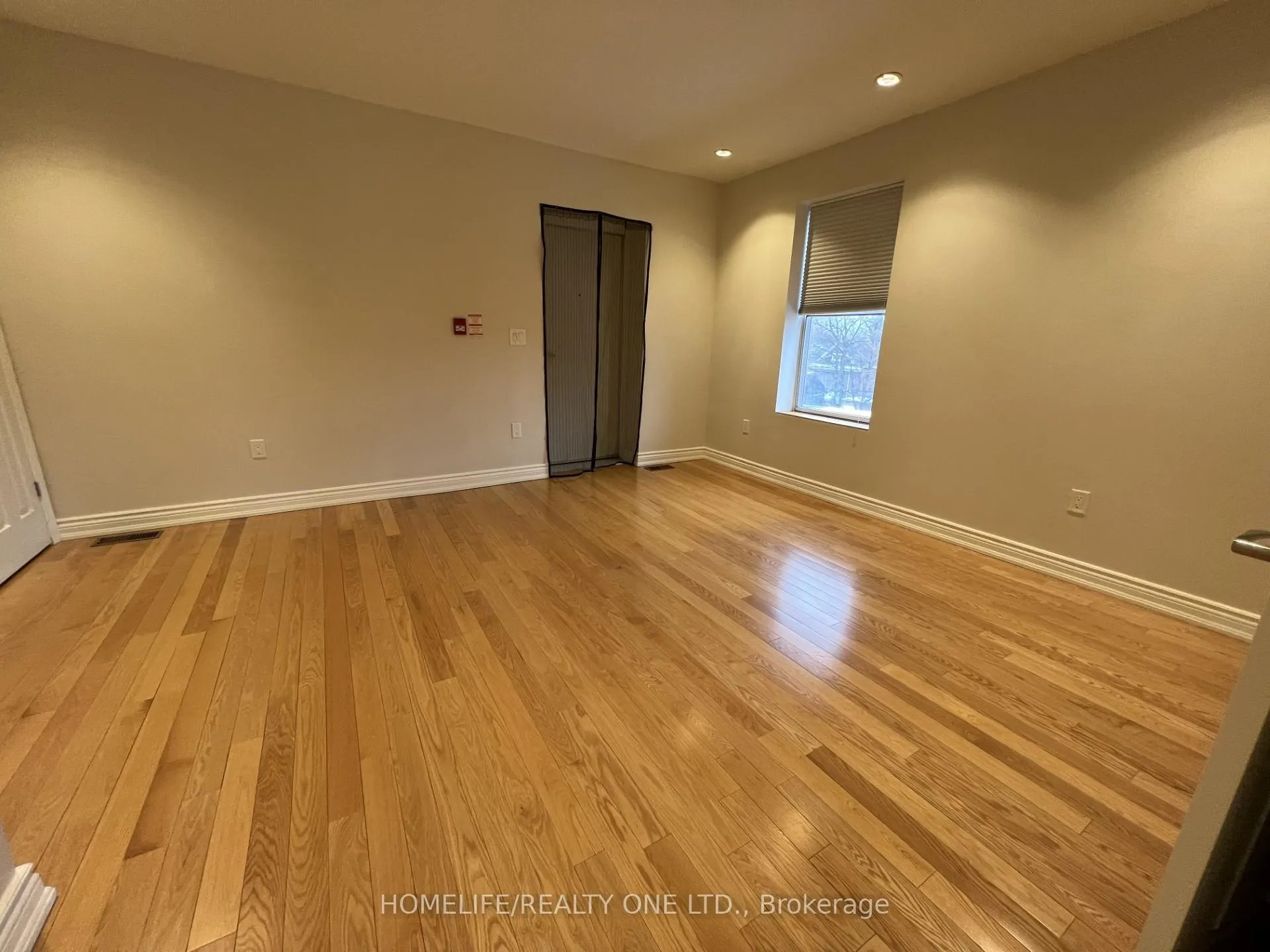 Photo 11 of Unit 3, 579 Gerrard Street E, Toronto, South Riverdale — HOMEH