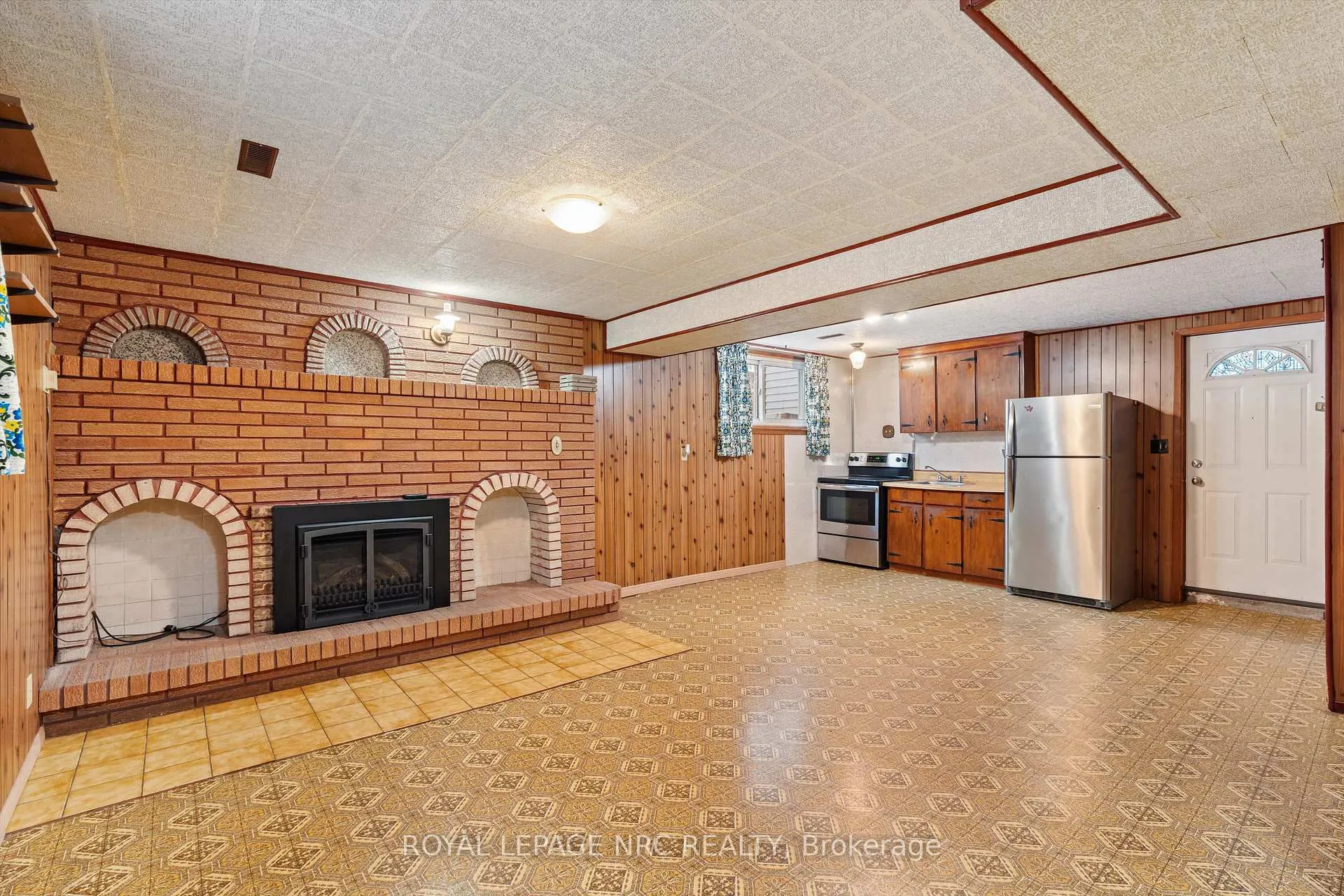 Photo 25 of 16 Appleford Road, St. Catharines, Secord Woods — HOMEH