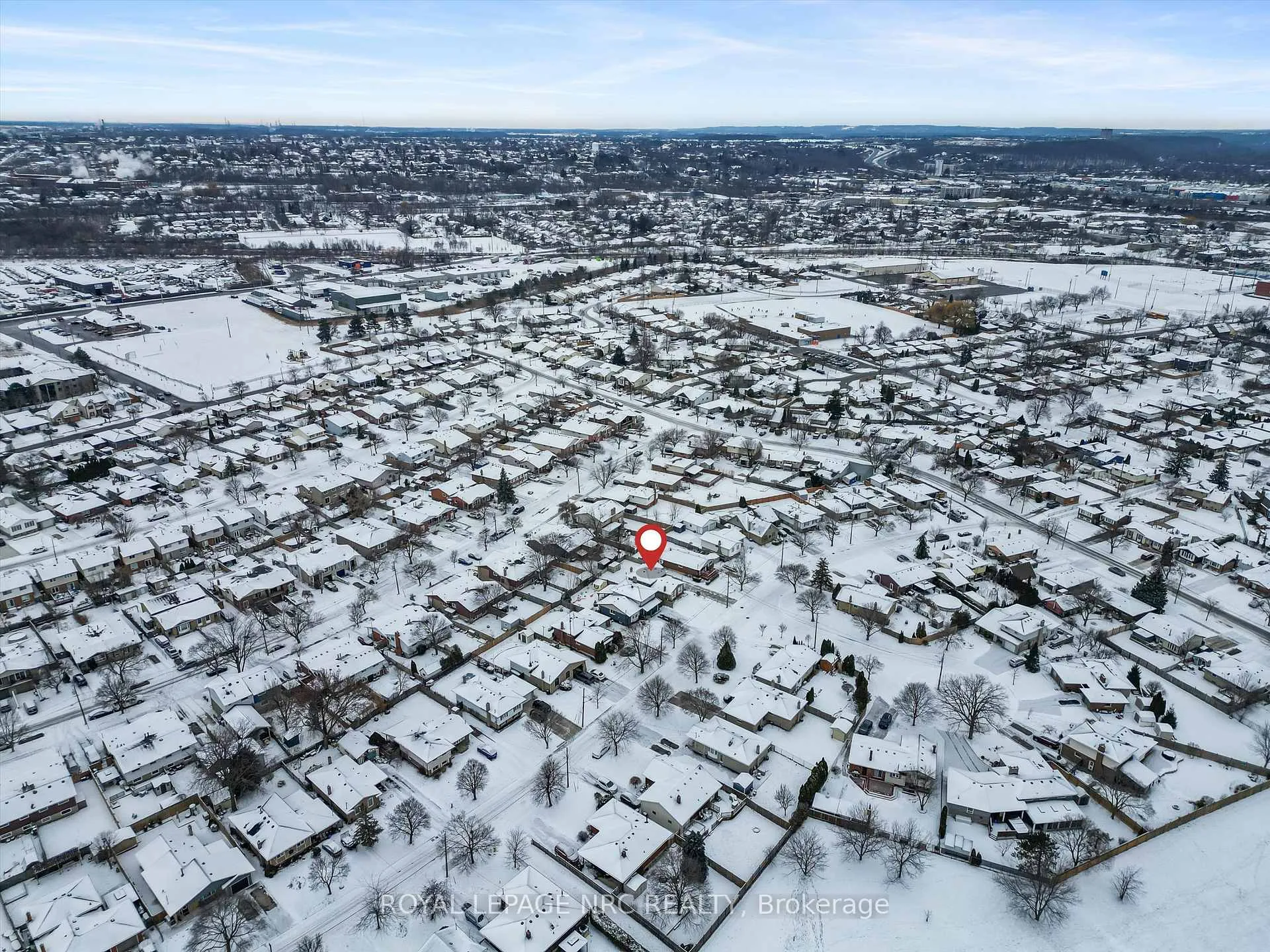 Photo 39 of 16 Appleford Road, St. Catharines, Secord Woods — HOMEH