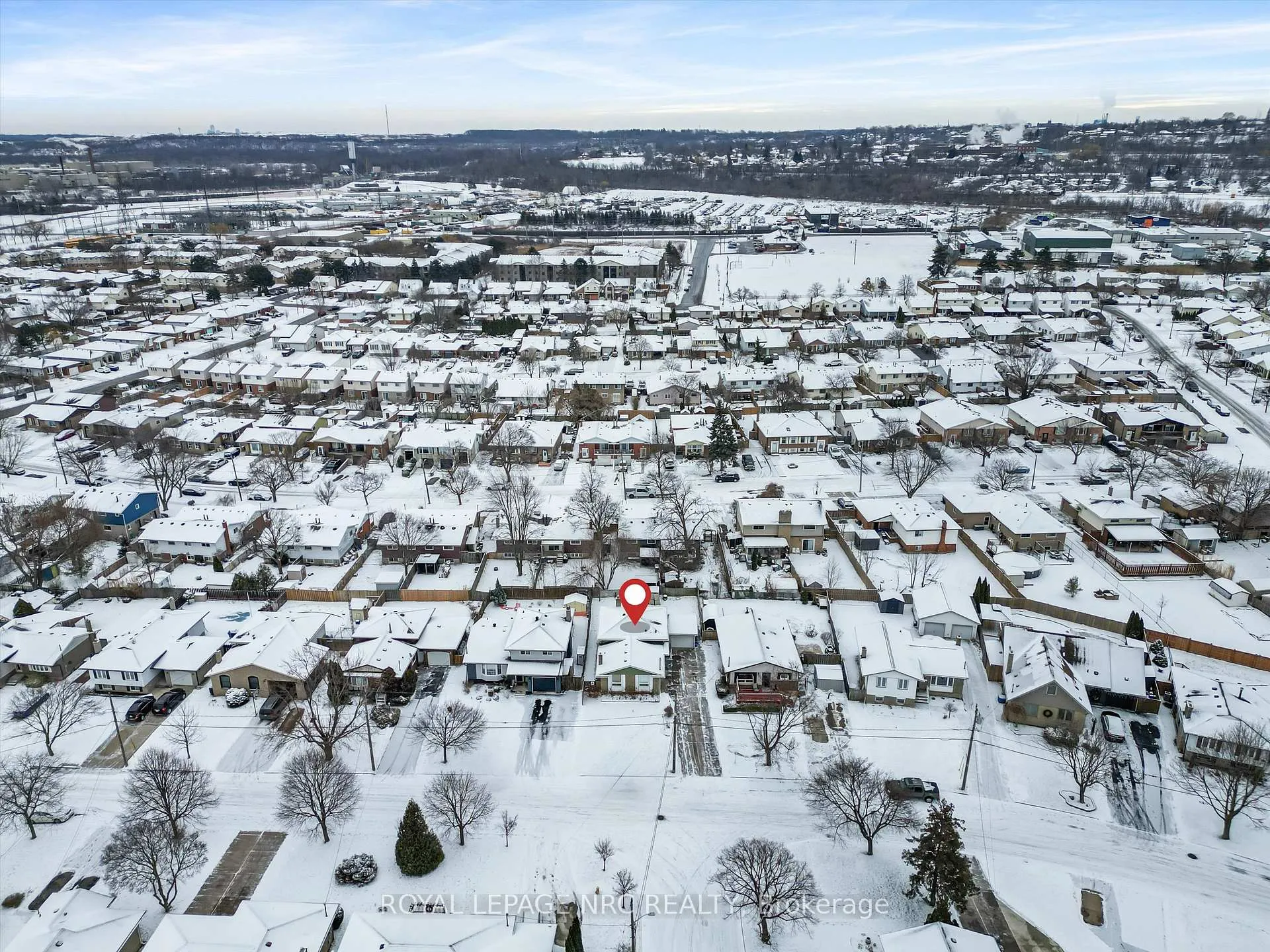 Photo 42 of 16 Appleford Road, St. Catharines, Secord Woods — HOMEH
