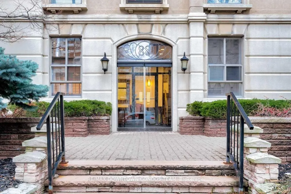 Photo 2 of Unit 310, 88 Charles Street E, Toronto, Church-Yonge Corridor — HOMEH
