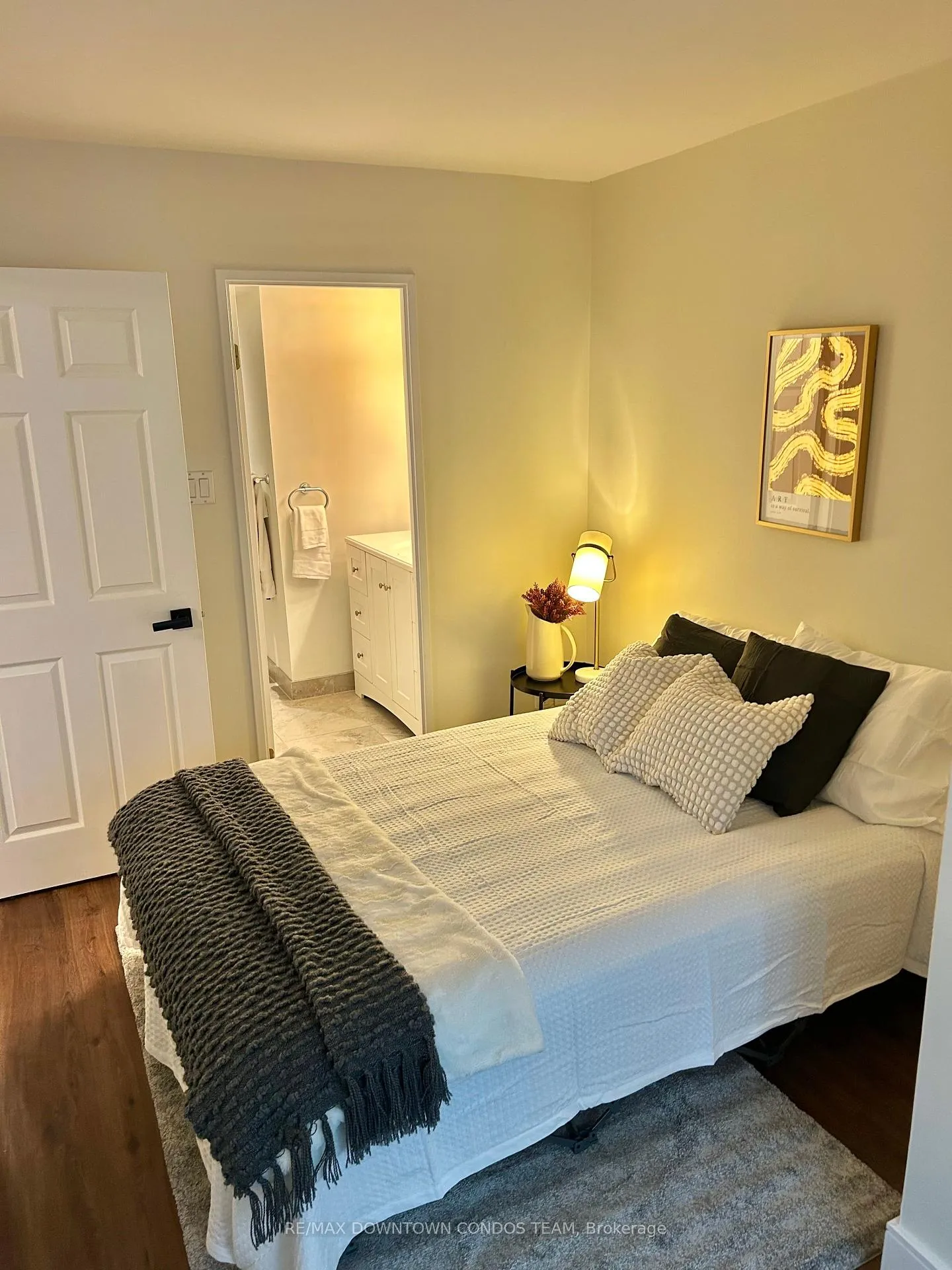 Photo 11 of Unit 310, 88 Charles Street E, Toronto, Church-Yonge Corridor — HOMEH