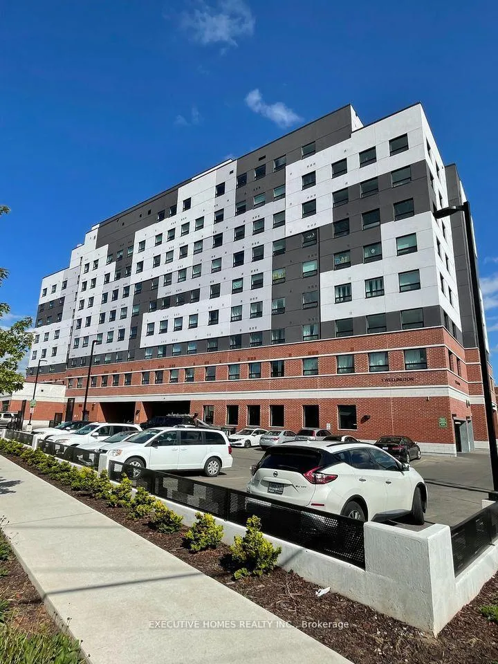 Photo of Unit 611, 1 Wellington Street